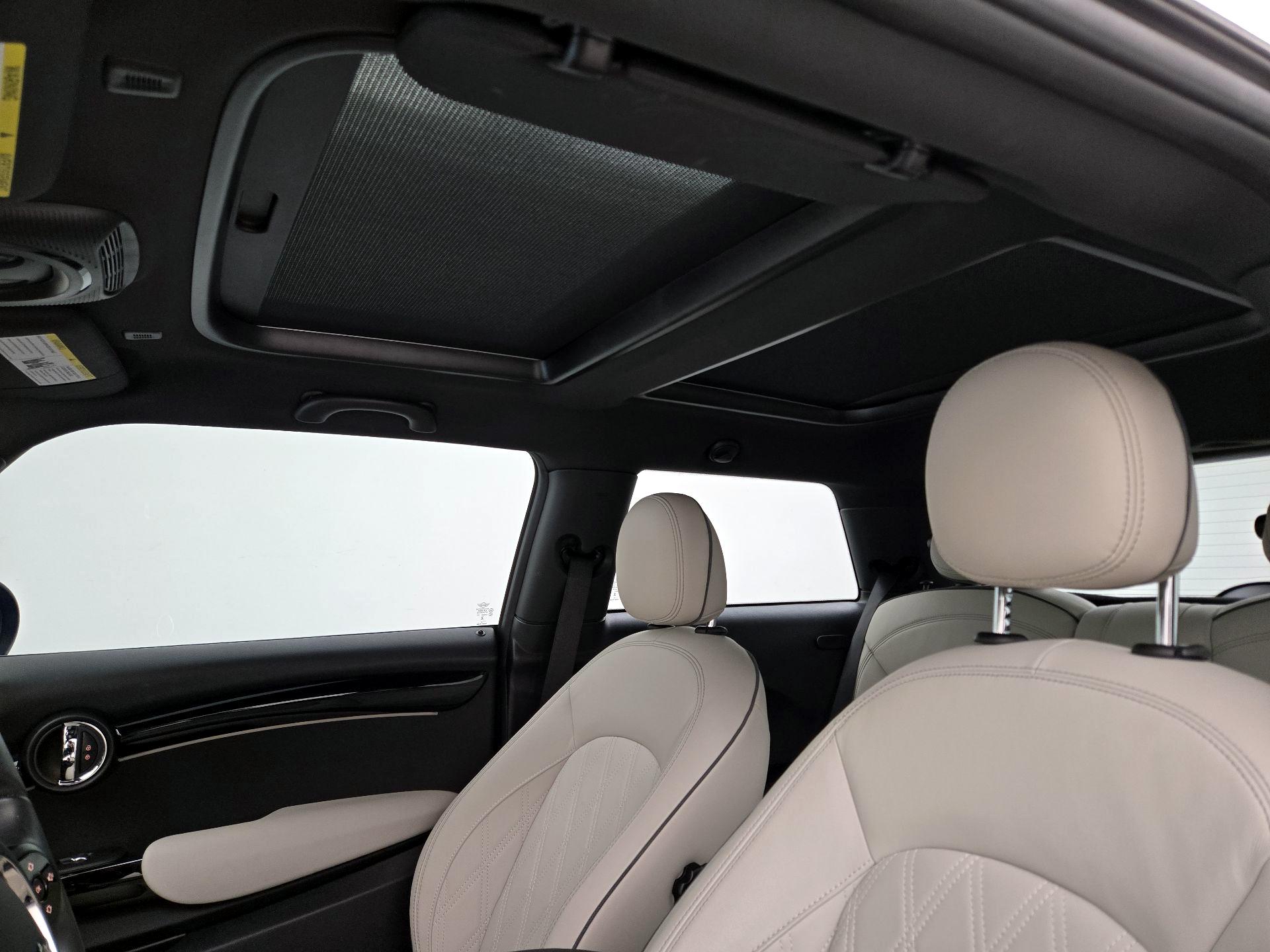 Thumbnail: 2024 MINI Cooper Hardtop - 20