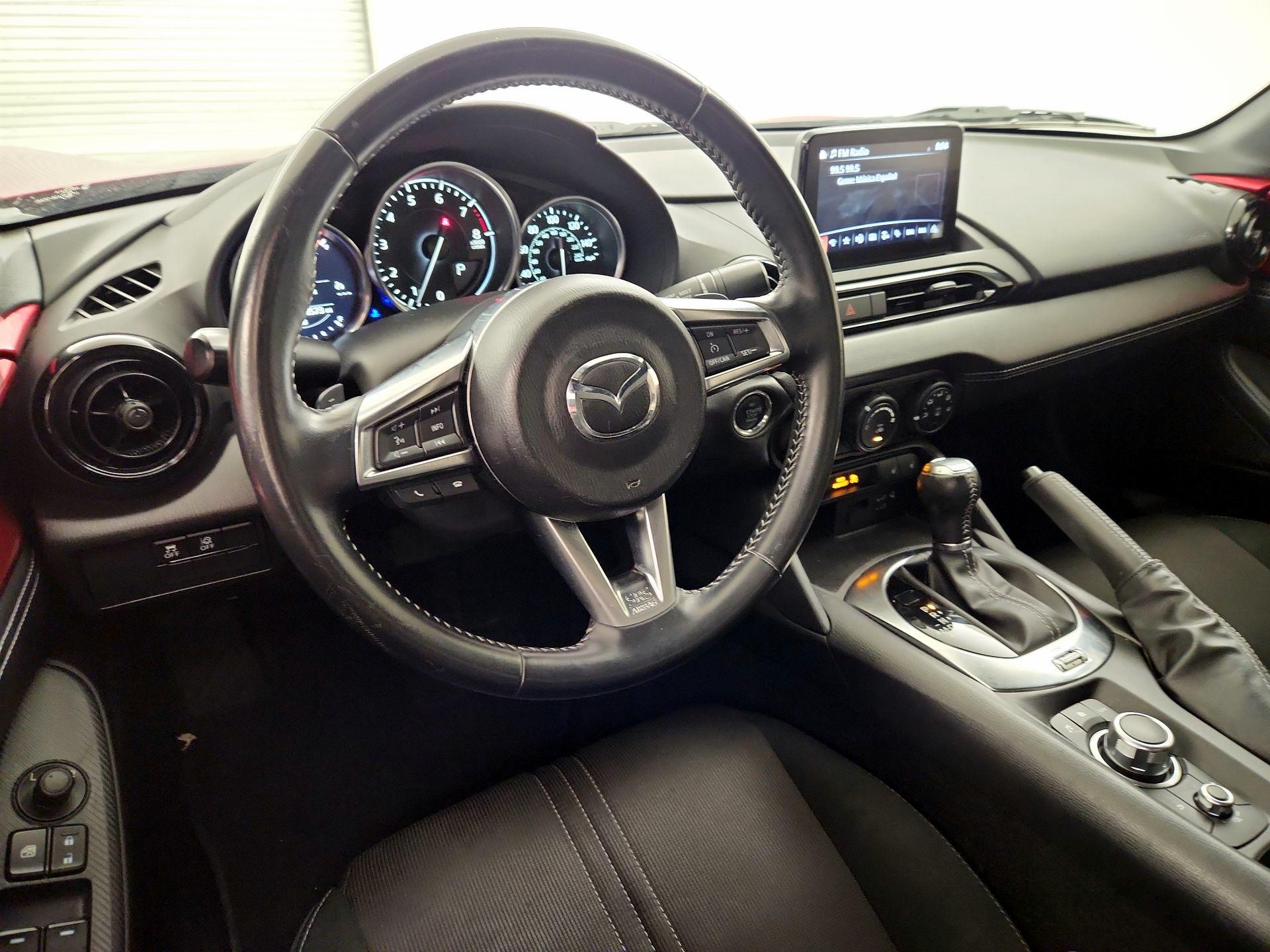 Thumbnail: 2020 Mazda MX-5 Miata - 9