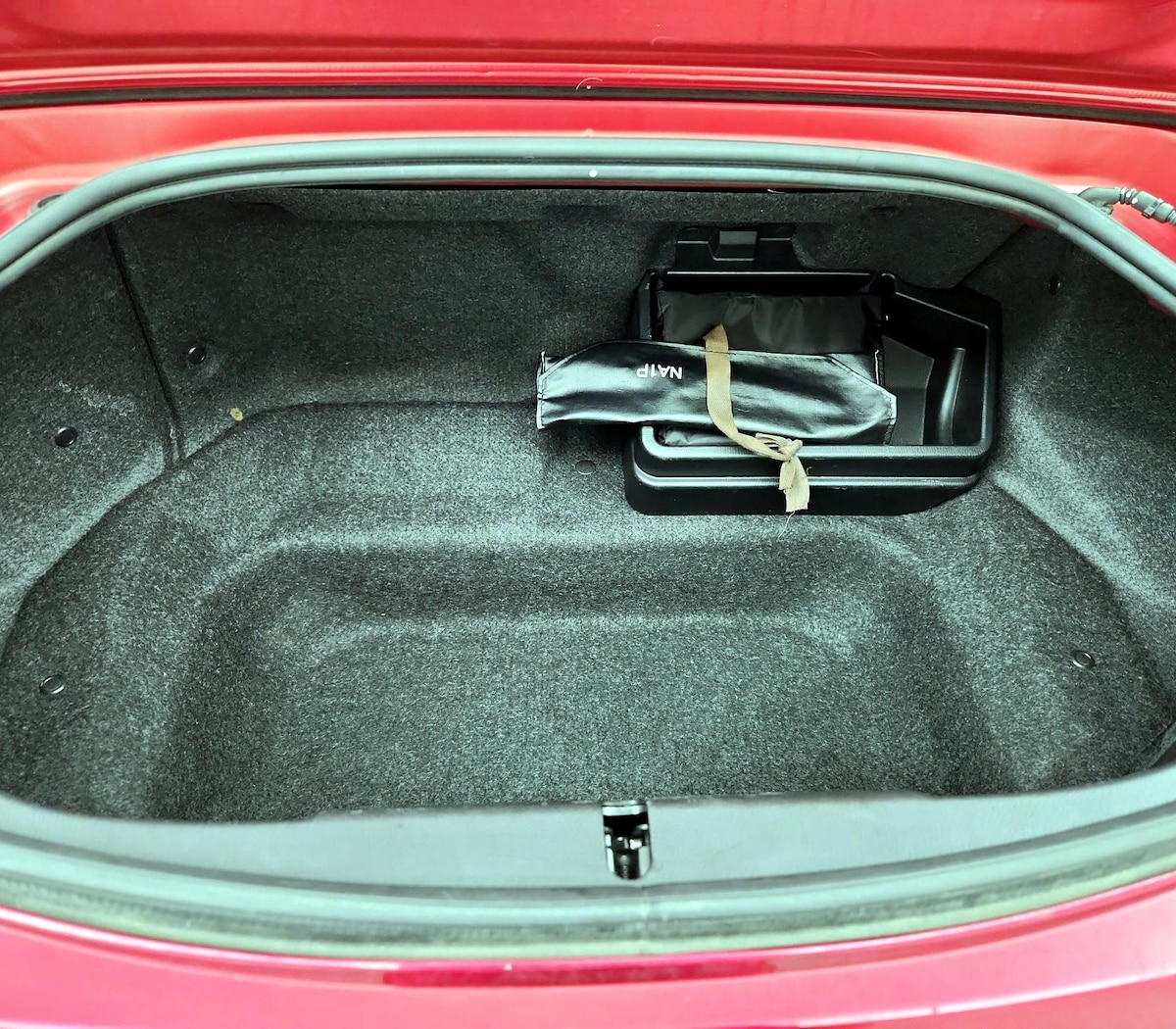 Trunk/Cargo (Seats Up)