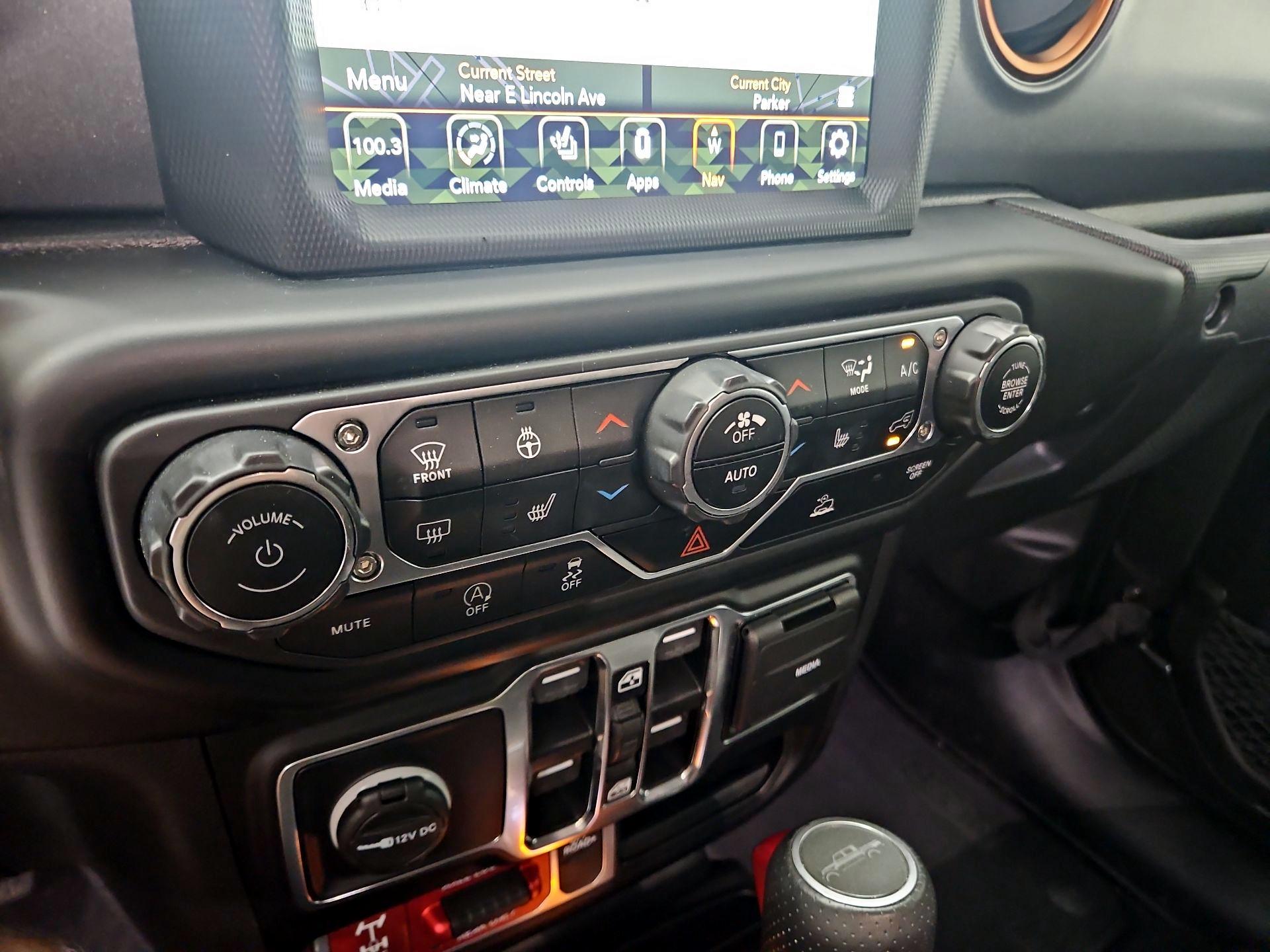 Thumbnail: 2022 Jeep Gladiator - 17