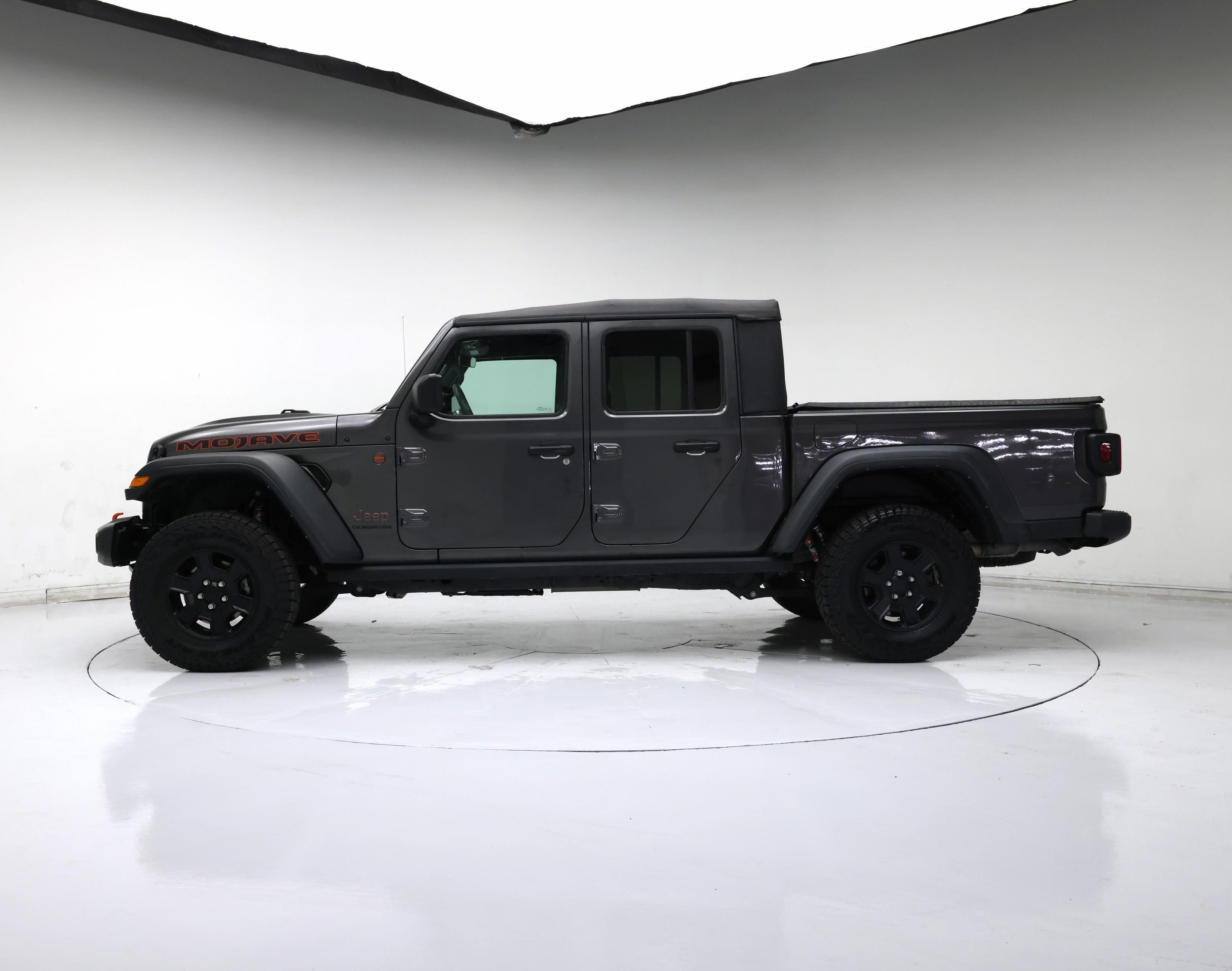 Thumbnail: 2022 Jeep Gladiator - 3