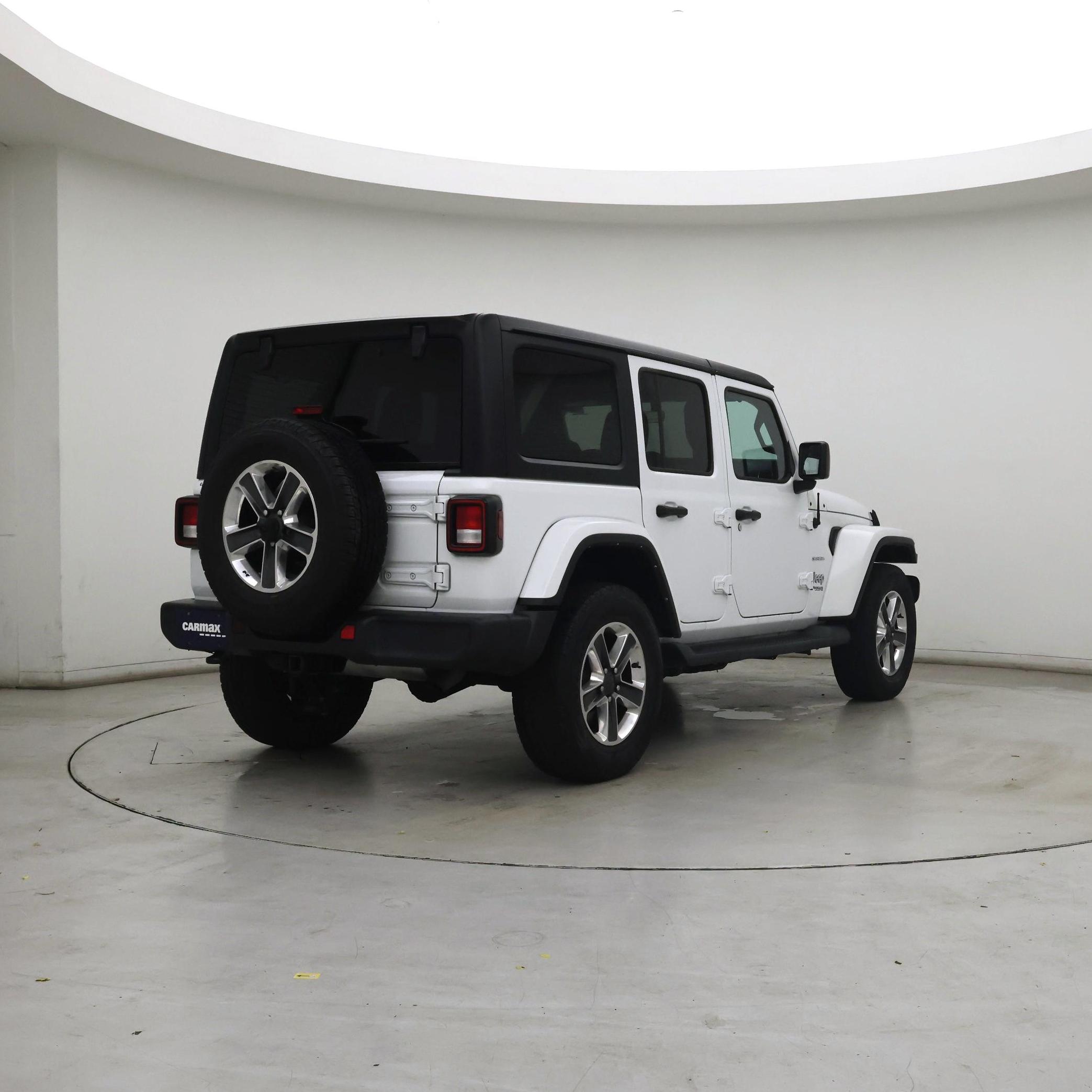 Thumbnail: 2022 Jeep Wrangler - 8