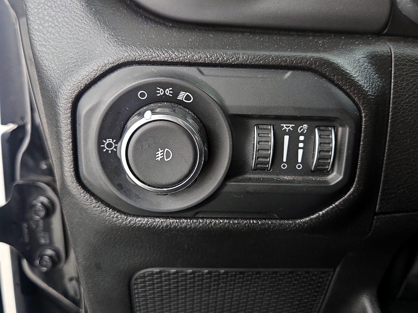 2022 Jeep Wrangler Unlimited Sport - Photo 14