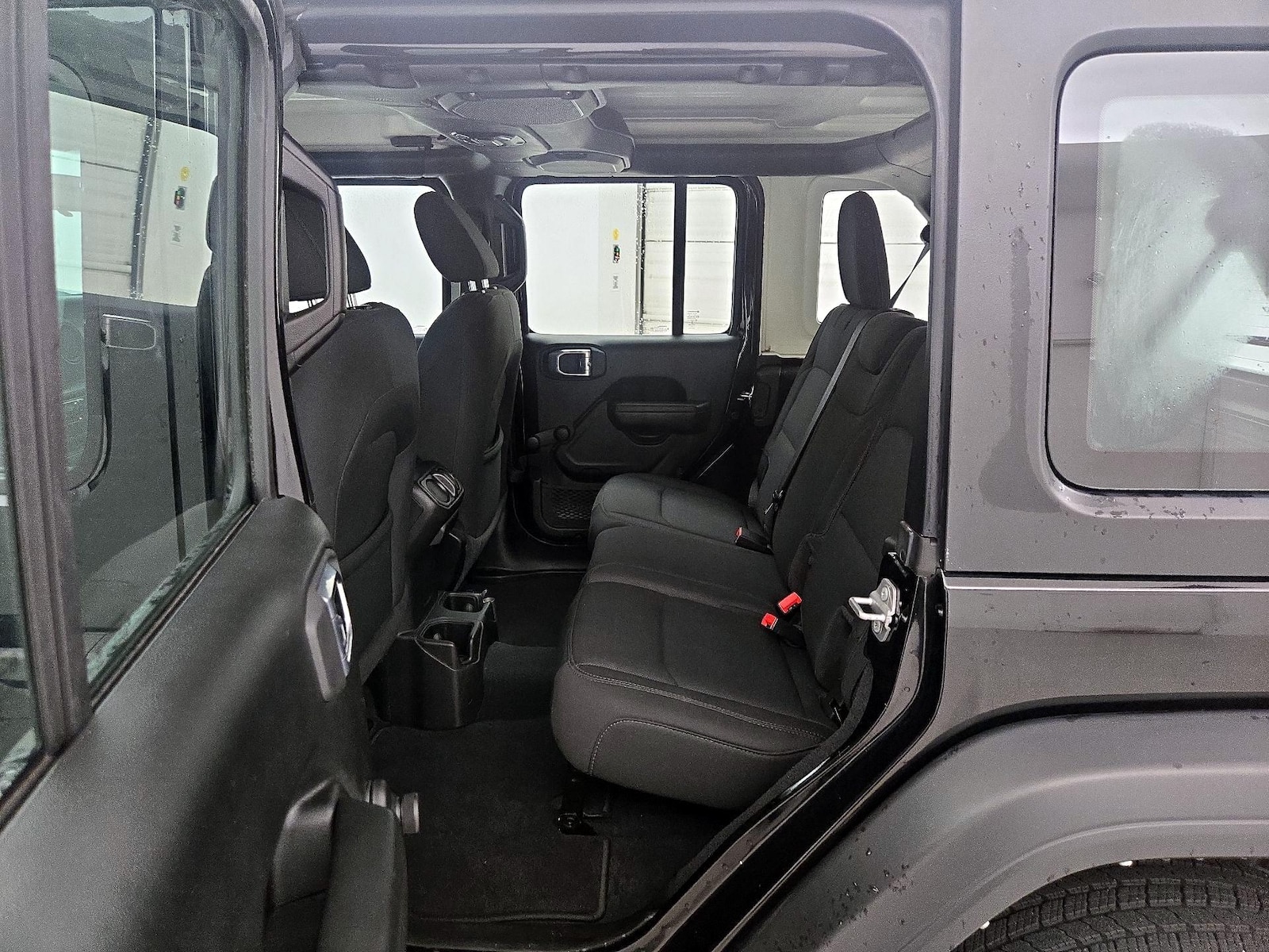 2022 Jeep Wrangler Unlimited Sport - Photo 20