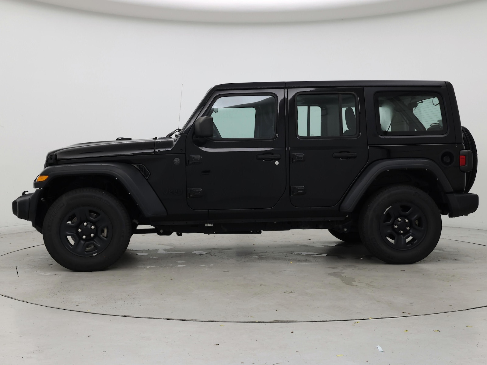 2022 Jeep Wrangler Unlimited Sport - Photo 4