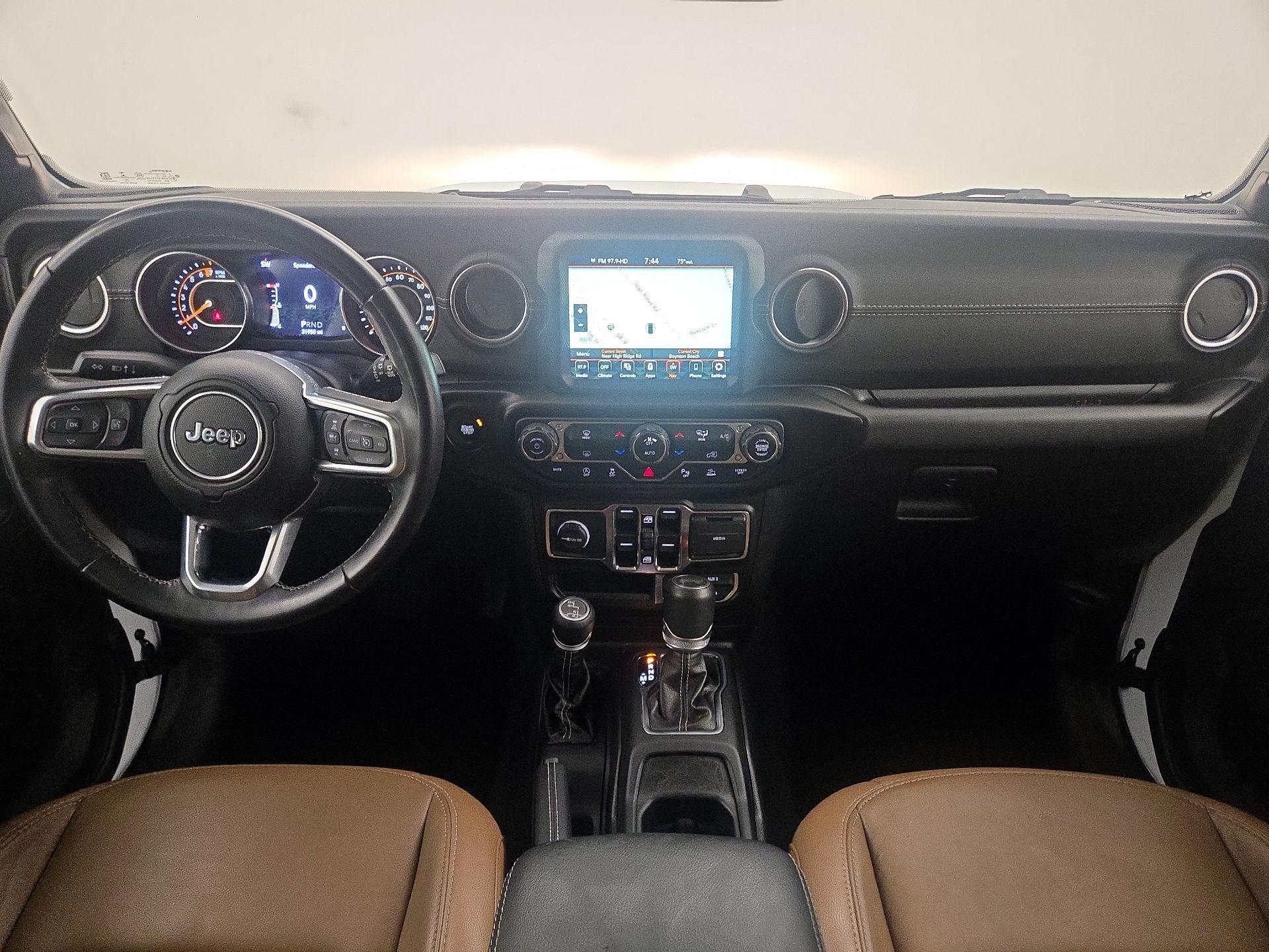 Thumbnail: 2022 Jeep Wrangler - 9