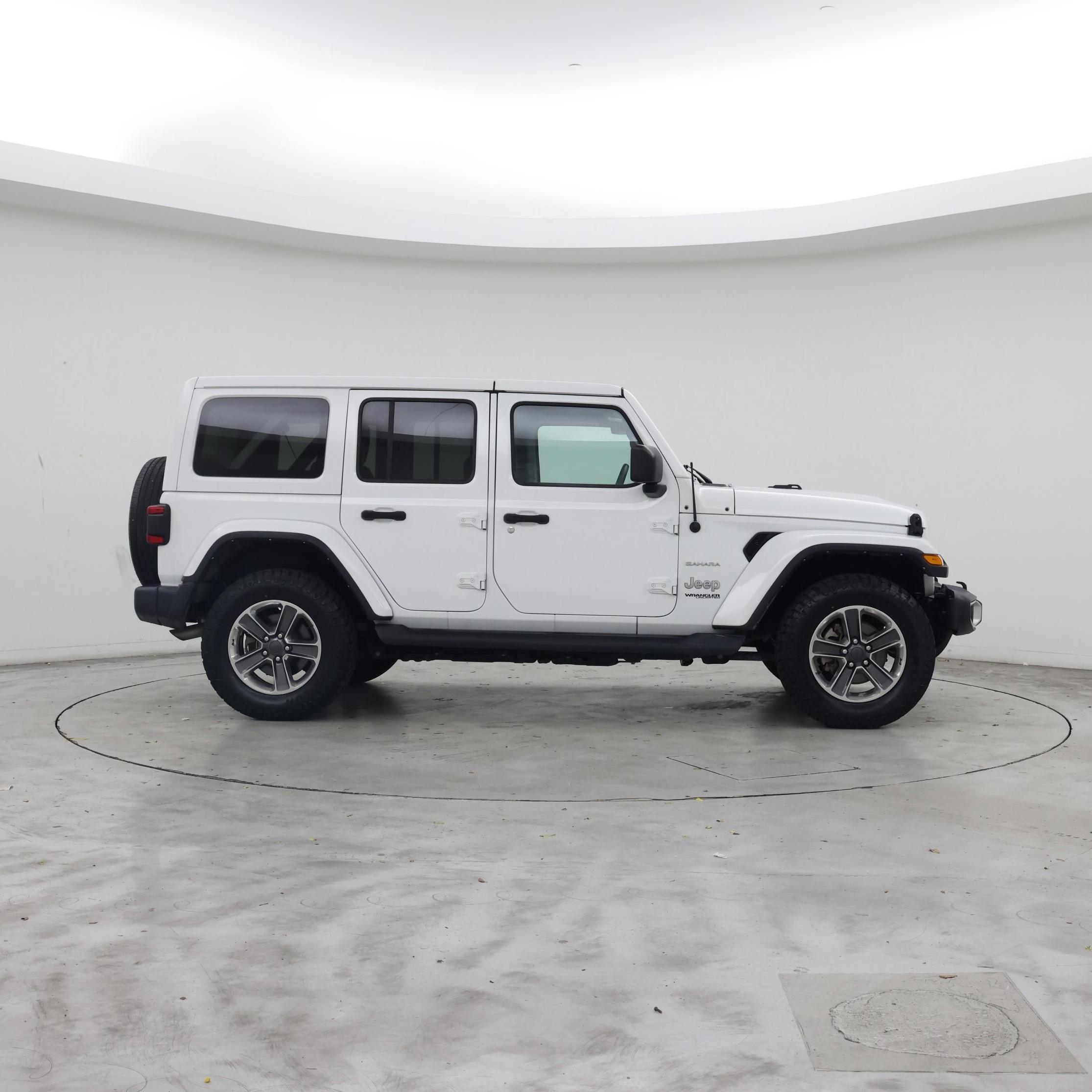 Thumbnail: 2022 Jeep Wrangler - 7