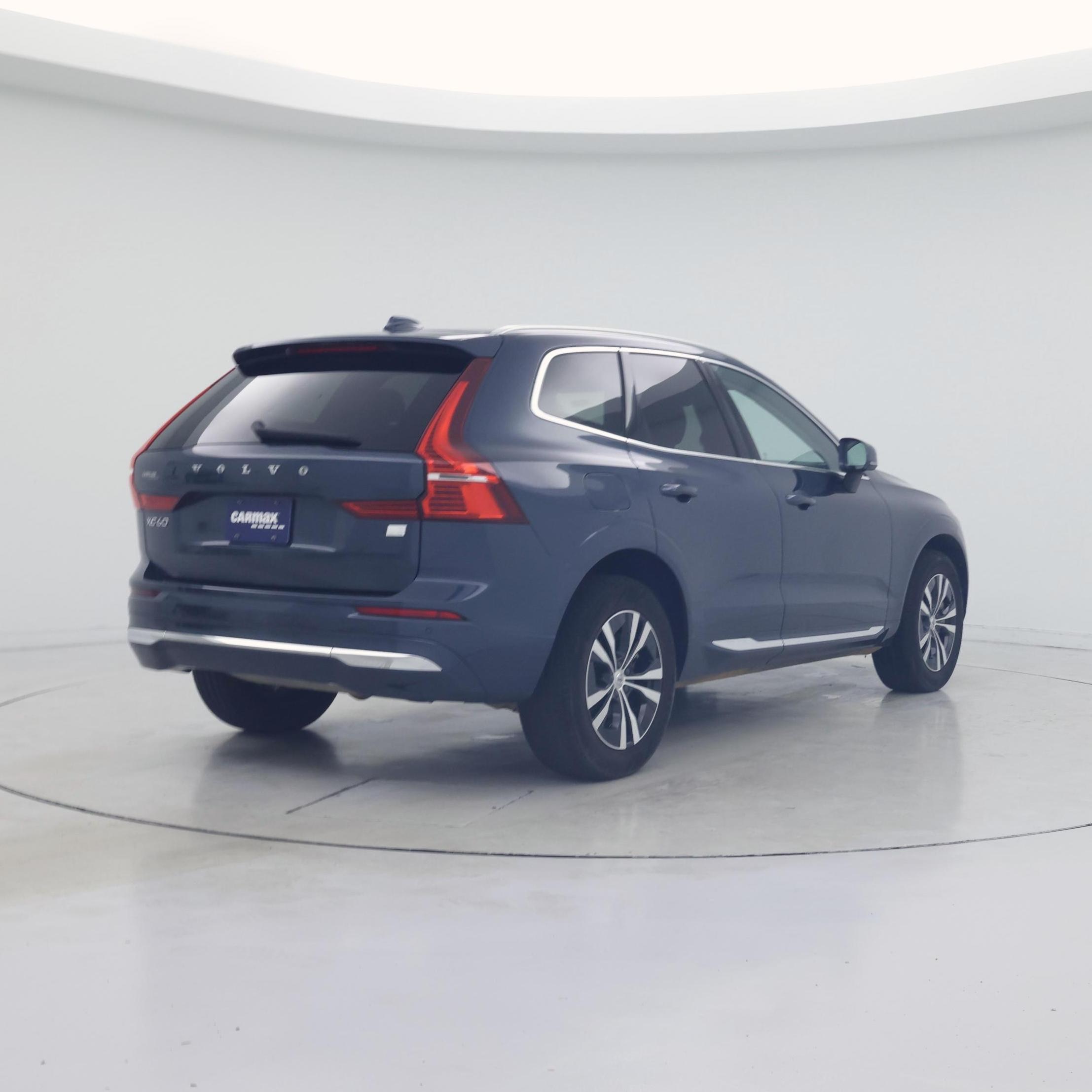 Thumbnail: 2023 Volvo XC60 - 8