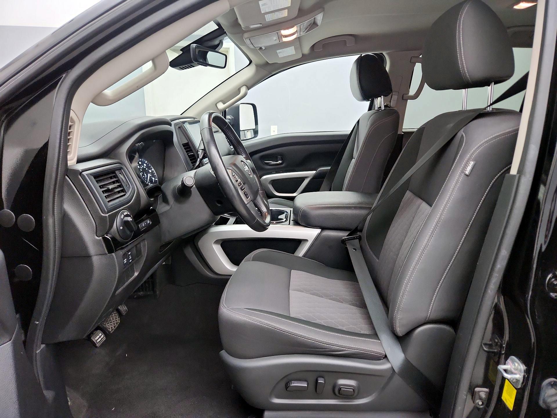 Thumbnail: 2024 Nissan Titan - 11