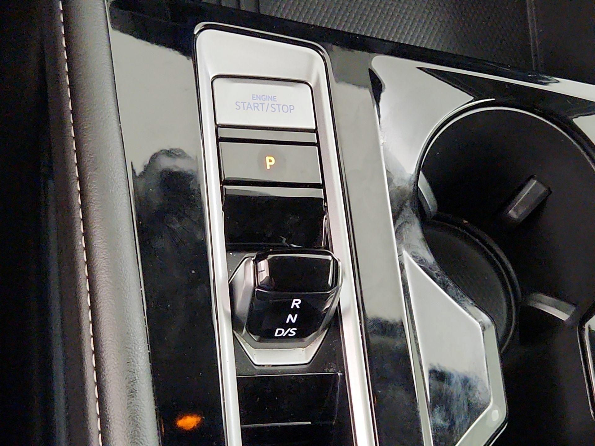 Thumbnail: 2025 Volkswagen Atlas - 17