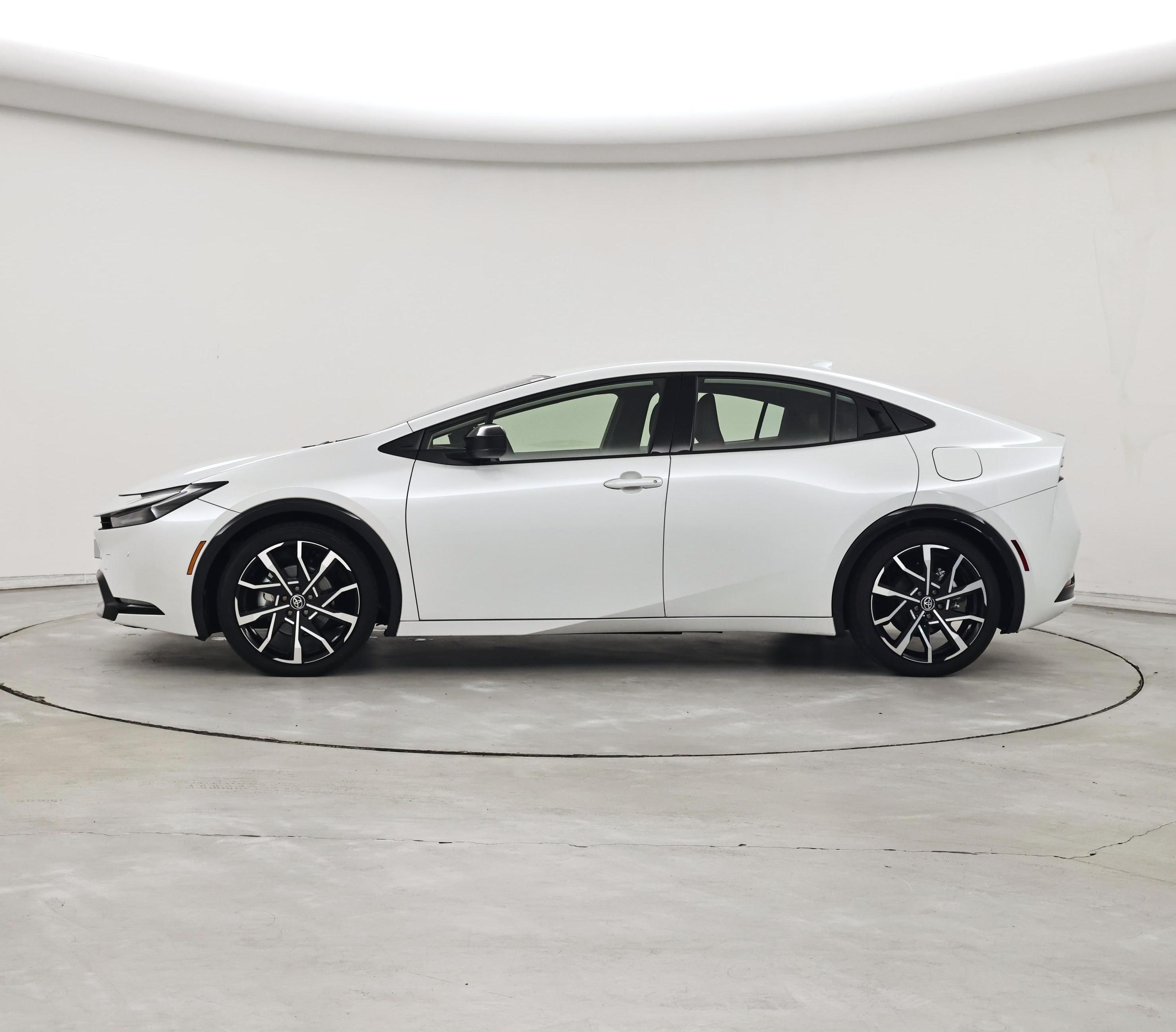 Thumbnail: 2025 Toyota Prius - 3