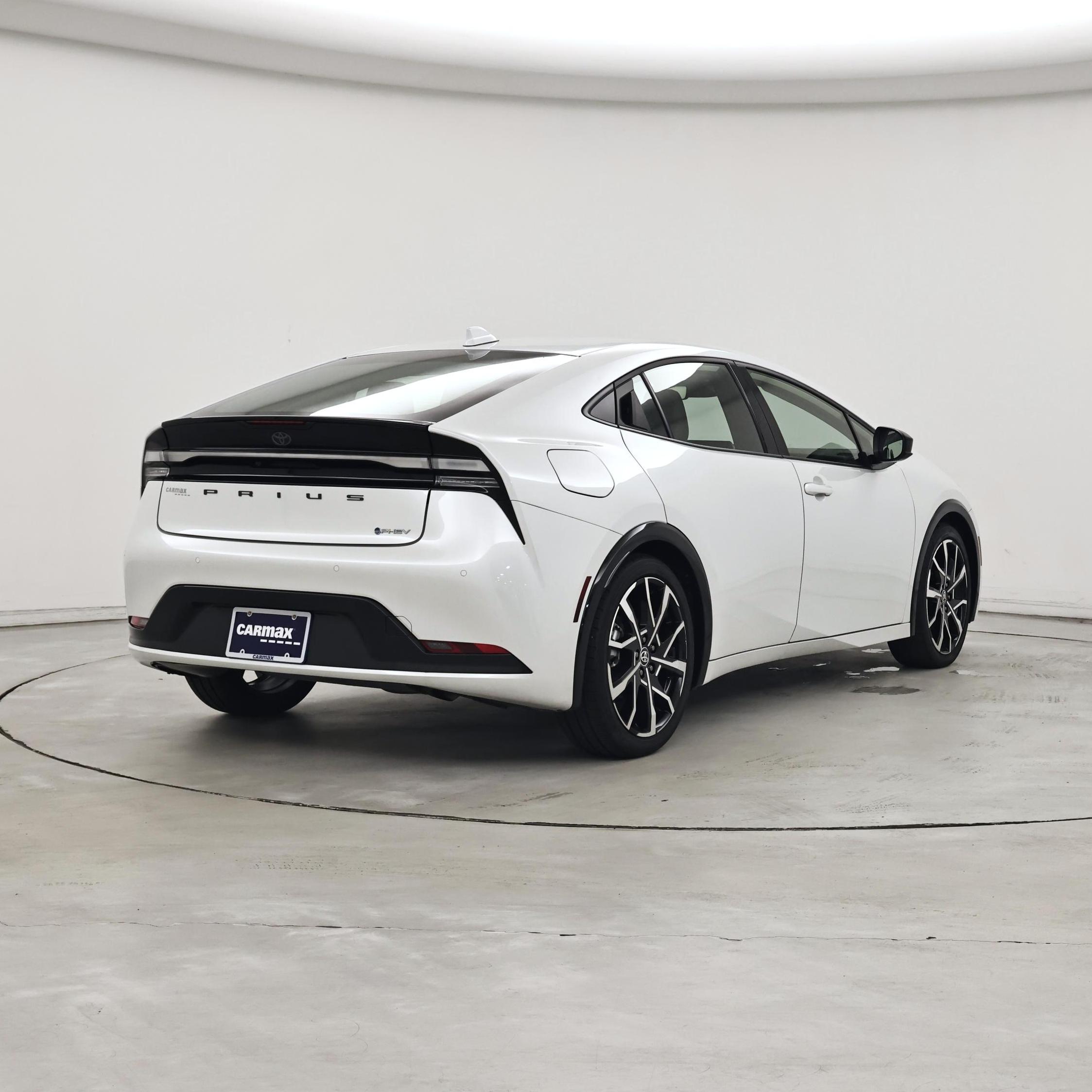 Thumbnail: 2025 Toyota Prius - 8
