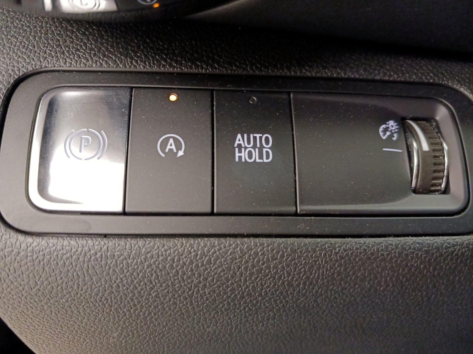 2025 Chevrolet Equinox LT - Photo 14