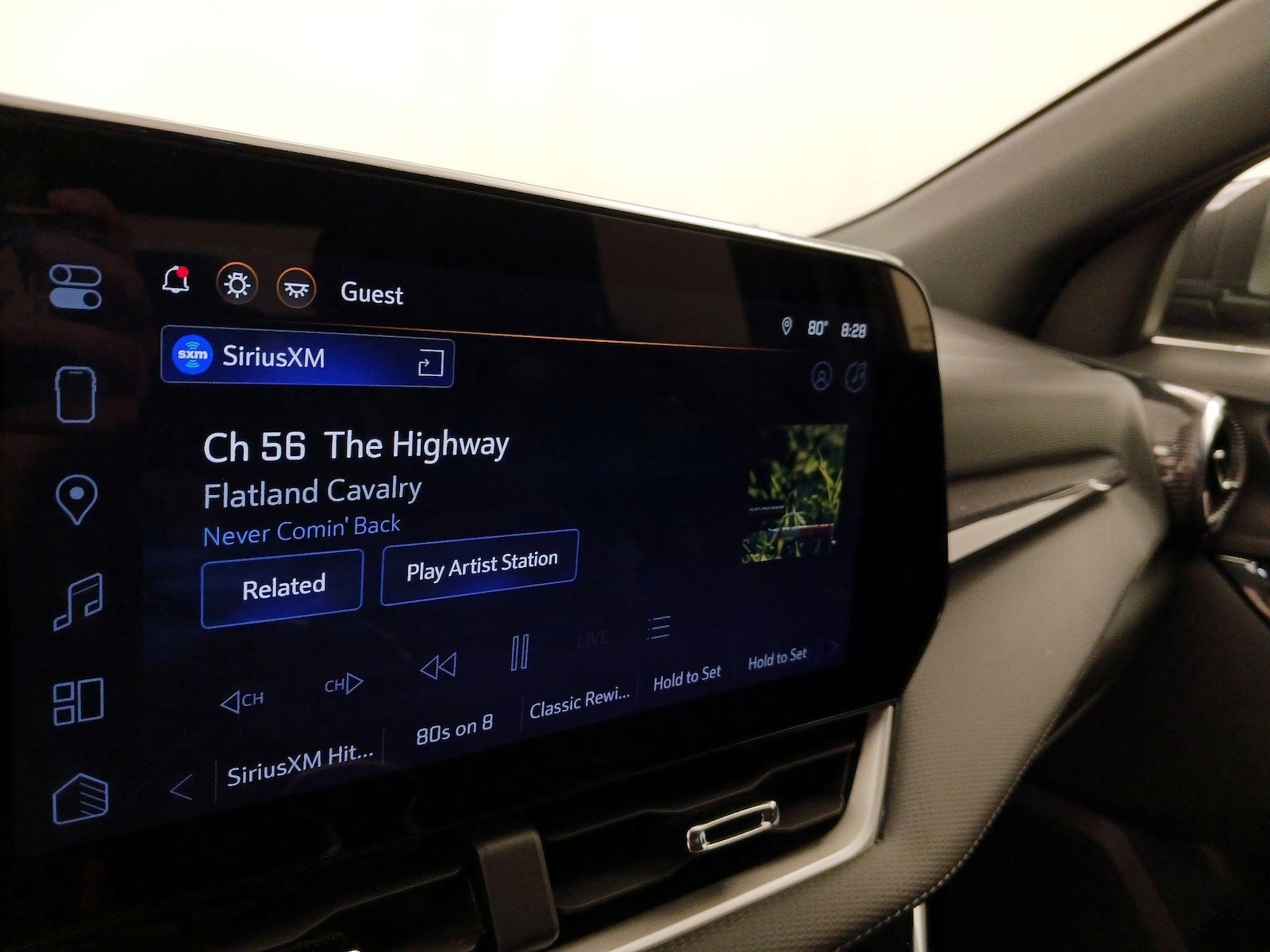 2025 Chevrolet Equinox LT - Photo 17