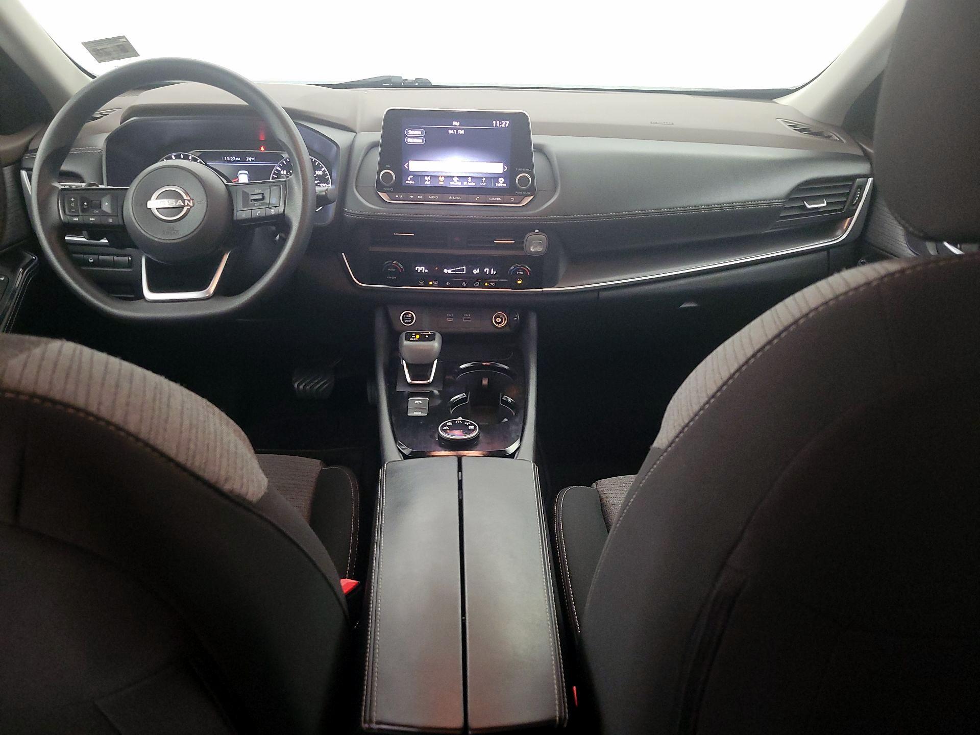 Thumbnail: 2023 Nissan Rogue - 9
