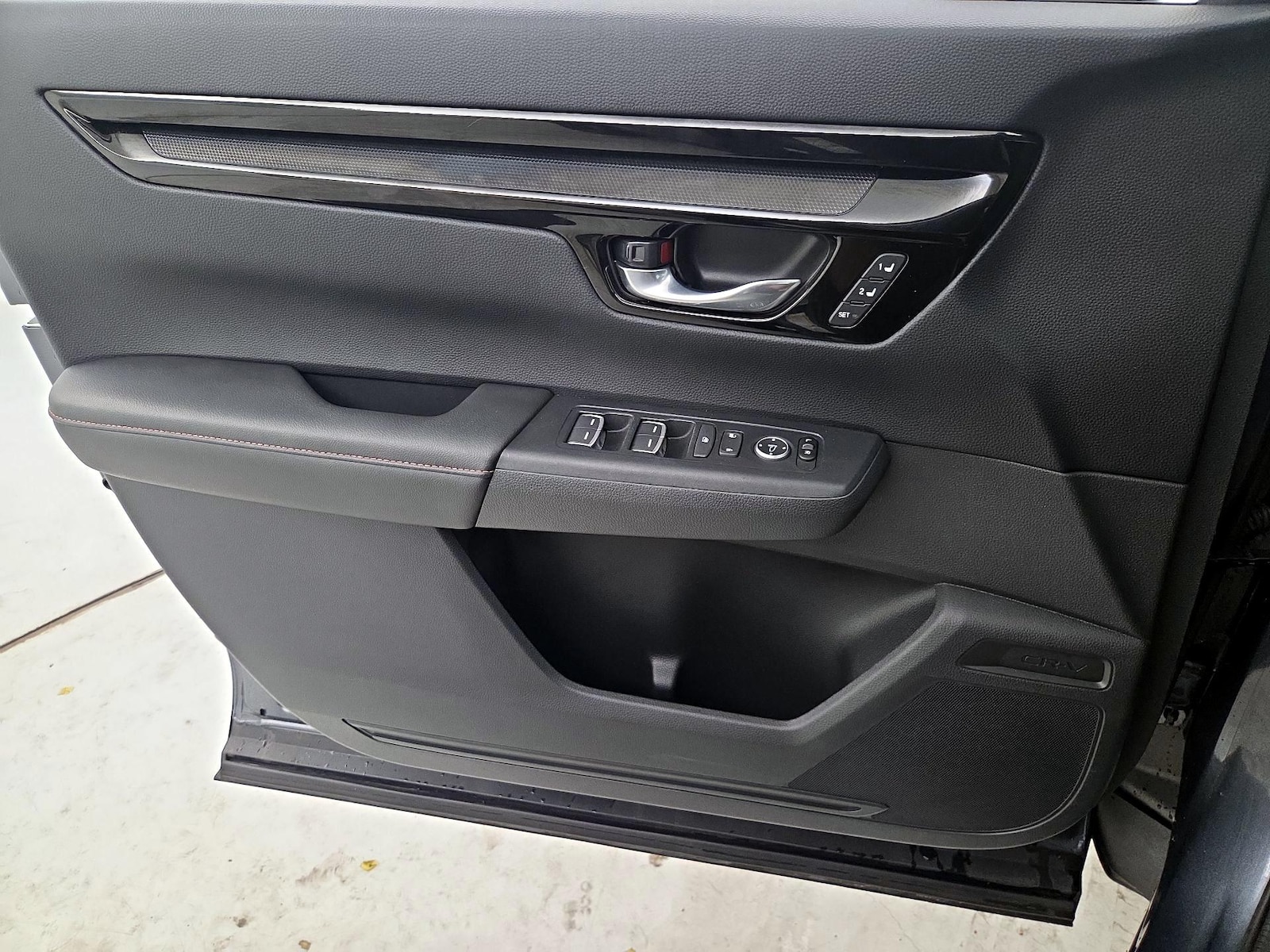 2025 Honda CR-V Sport Touring - Photo 13