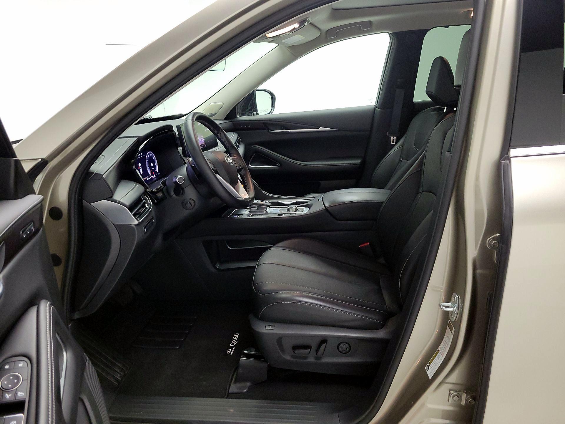 Thumbnail: 2023 INFINITI QX60 - 11