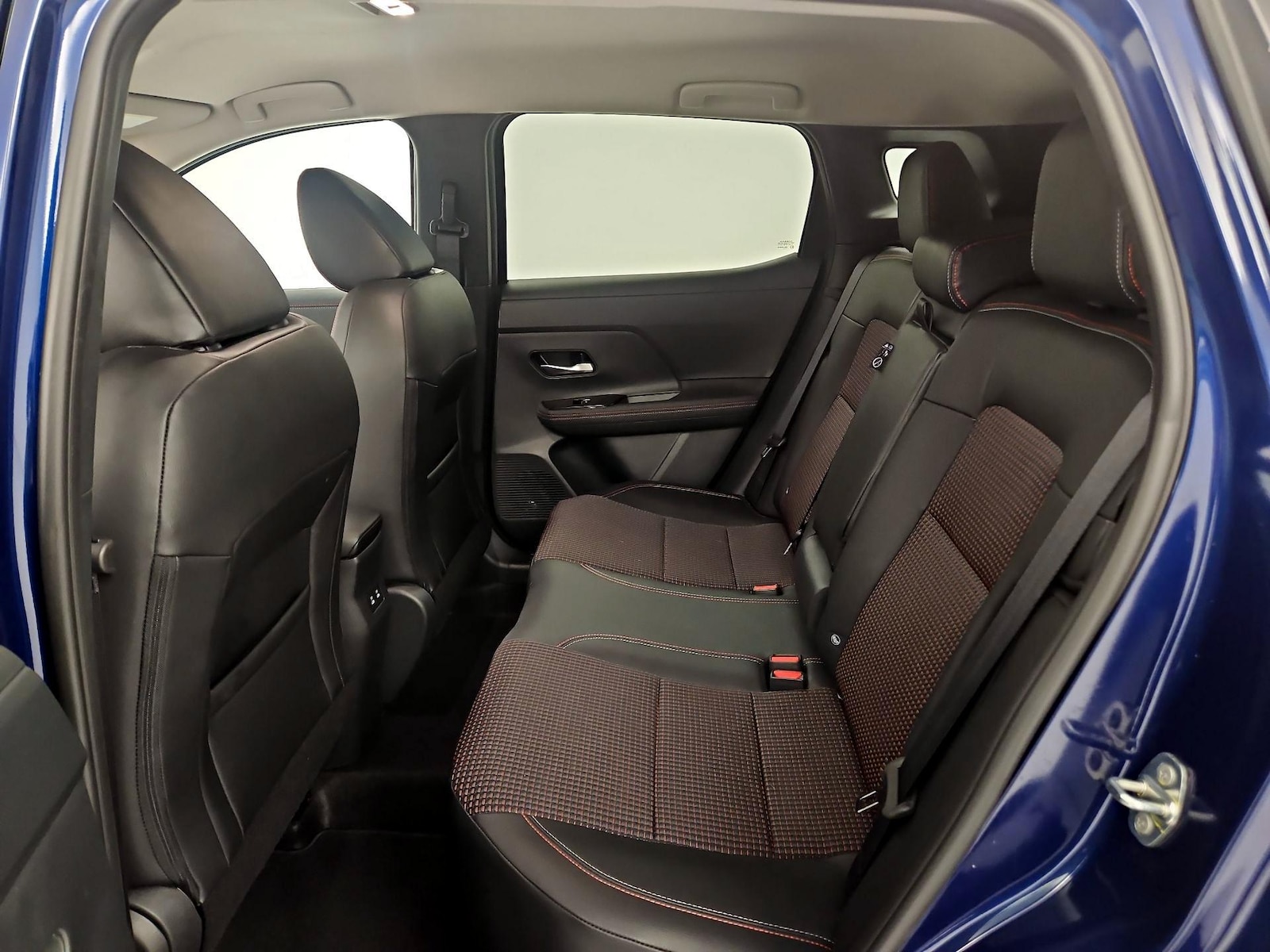2025 Nissan Kicks SR AWD - Photo 18