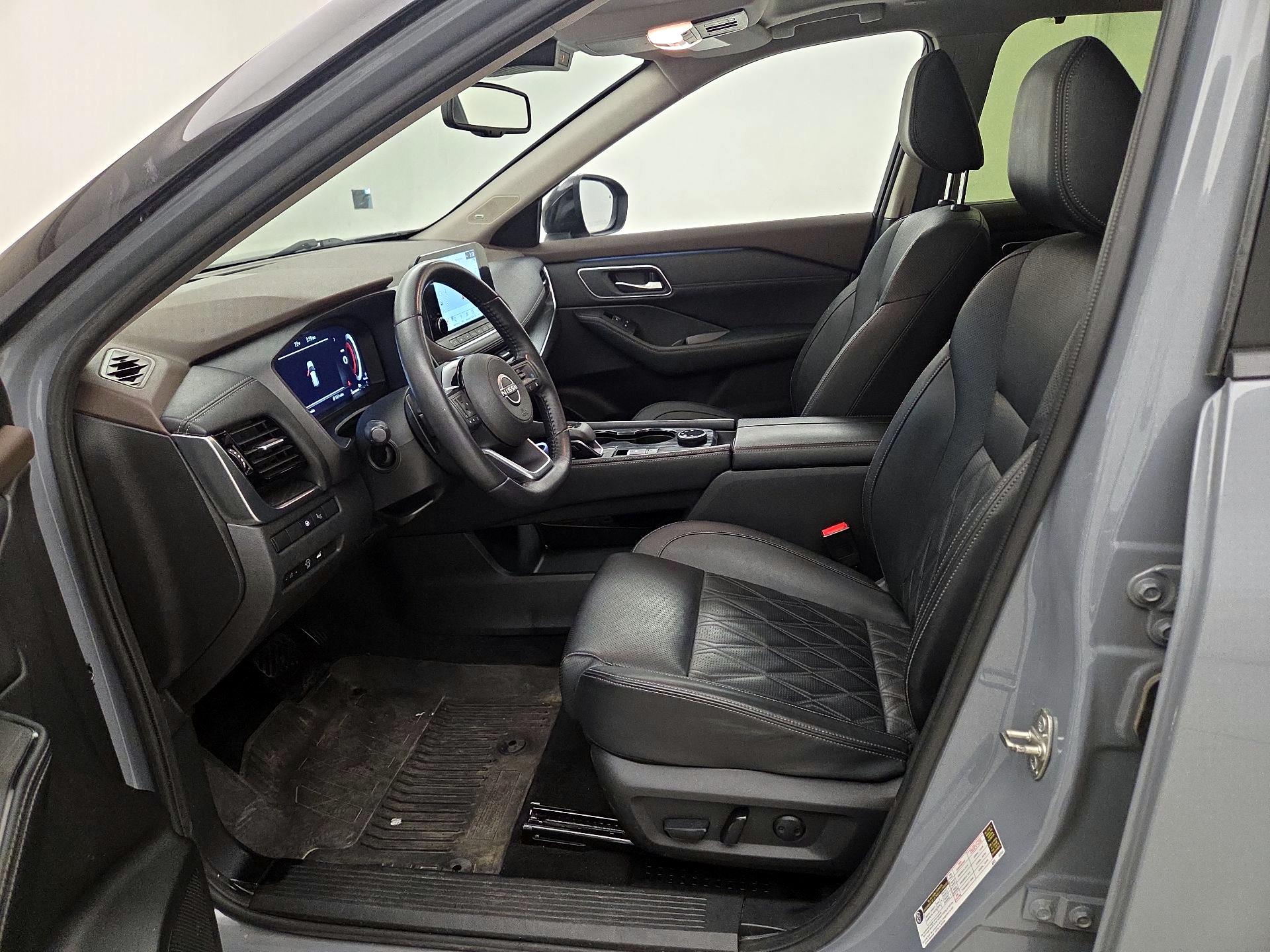 Thumbnail: 2023 Nissan Rogue - 11