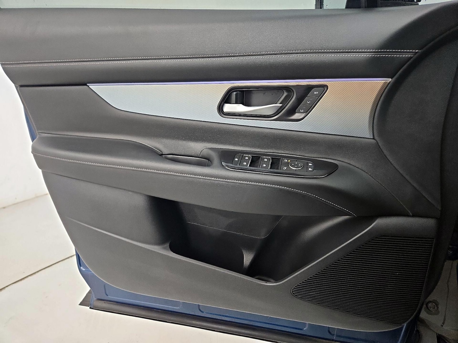 2025 Nissan Murano SL - Photo 13