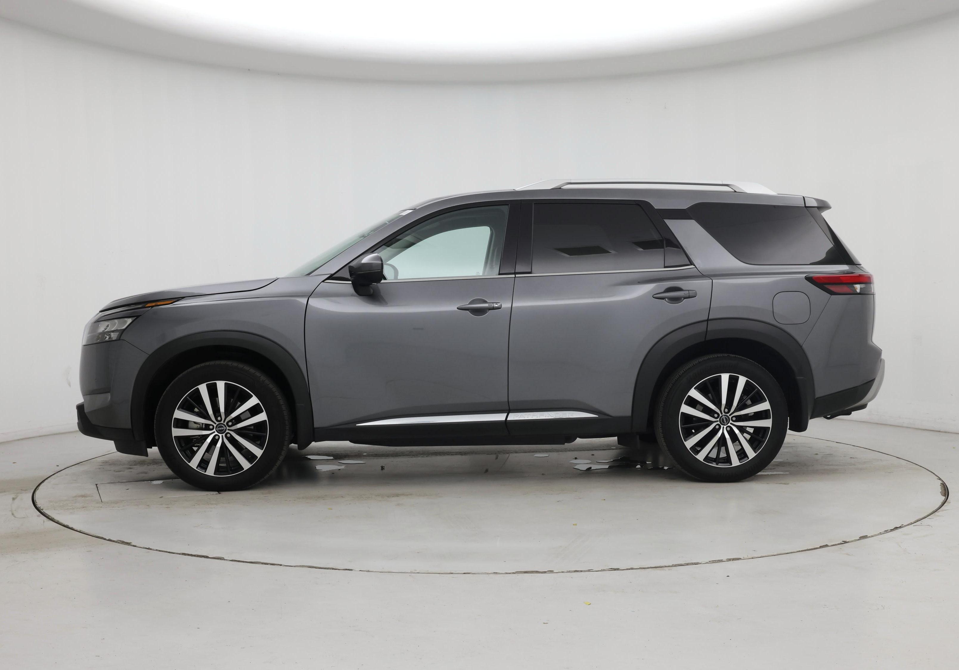 Thumbnail: 2025 Nissan Pathfinder - 3