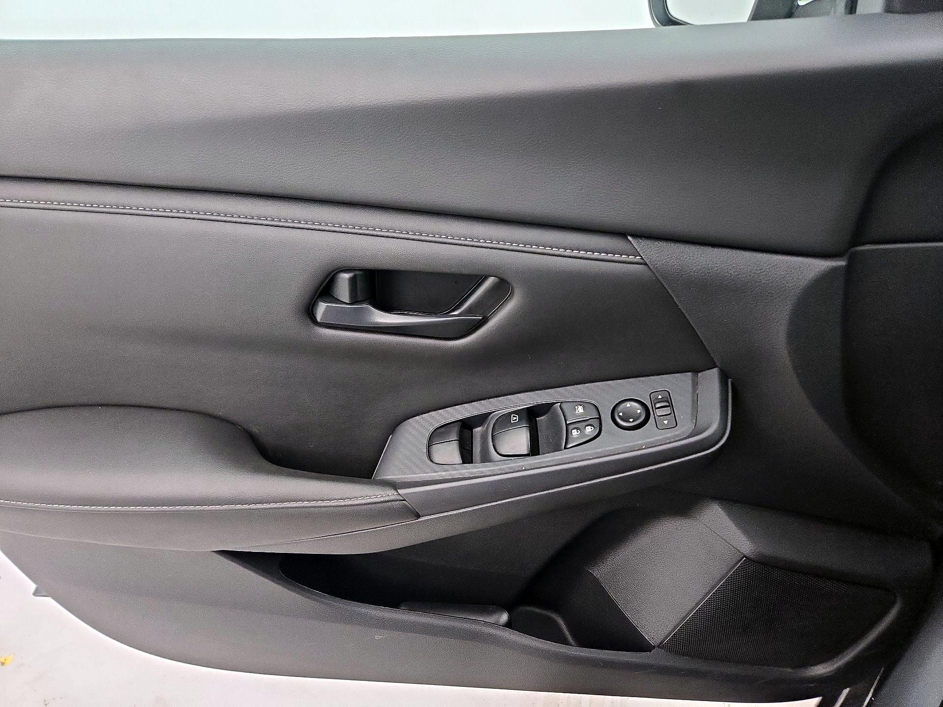 Thumbnail: 2024 Nissan Sentra - 12