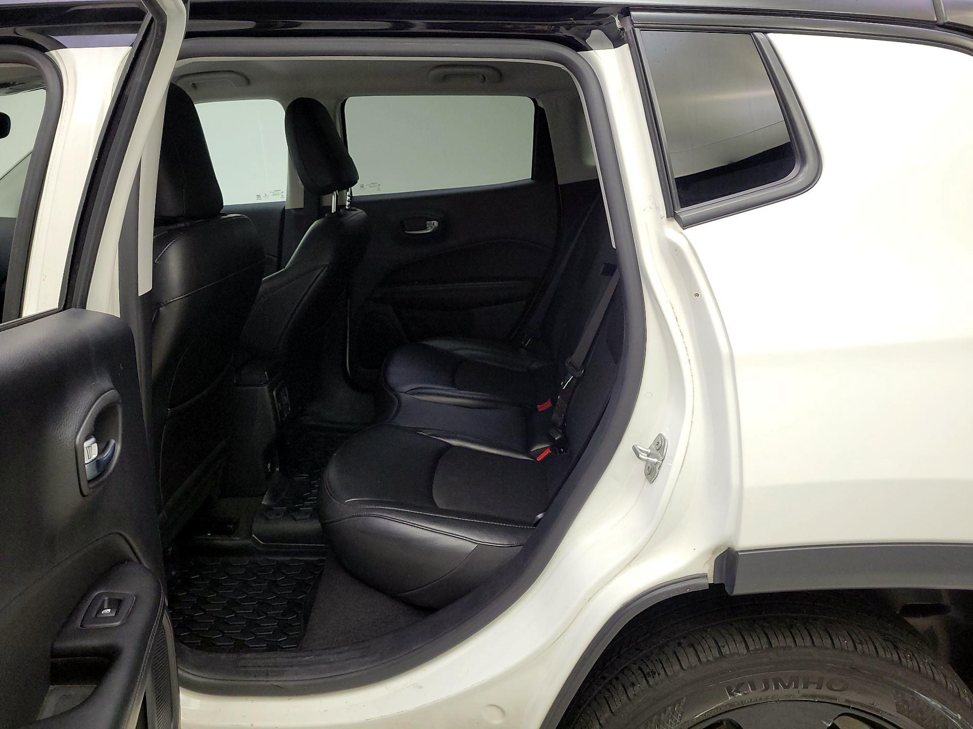 Thumbnail: 2021 Jeep Compass - 19