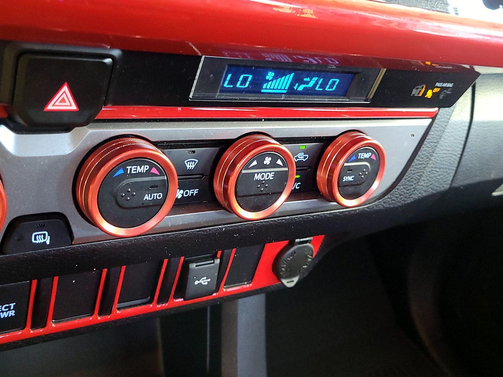 2022 Toyota Tacoma SR5 - Photo 17