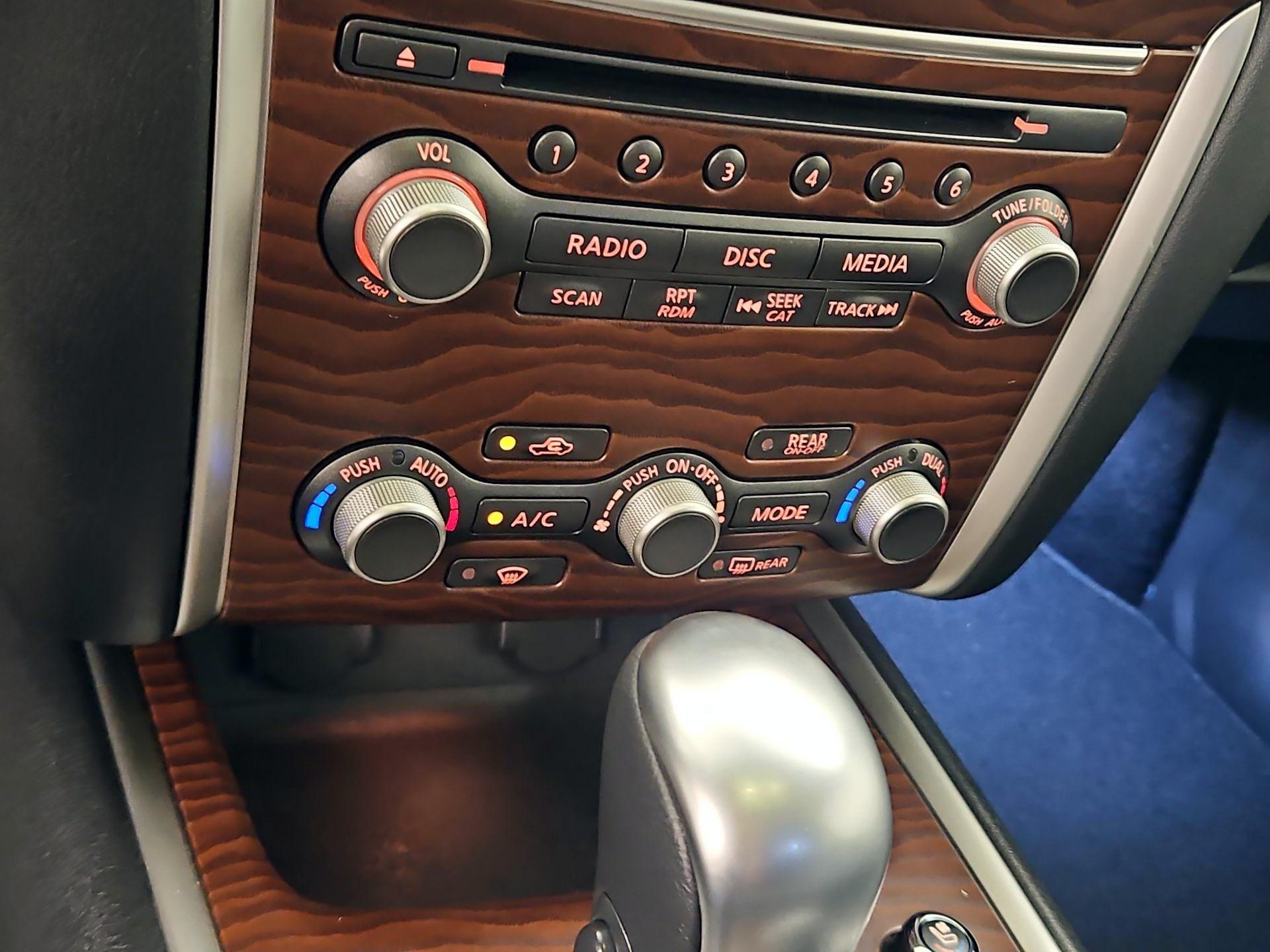 Thumbnail: 2017 Nissan Pathfinder - 17