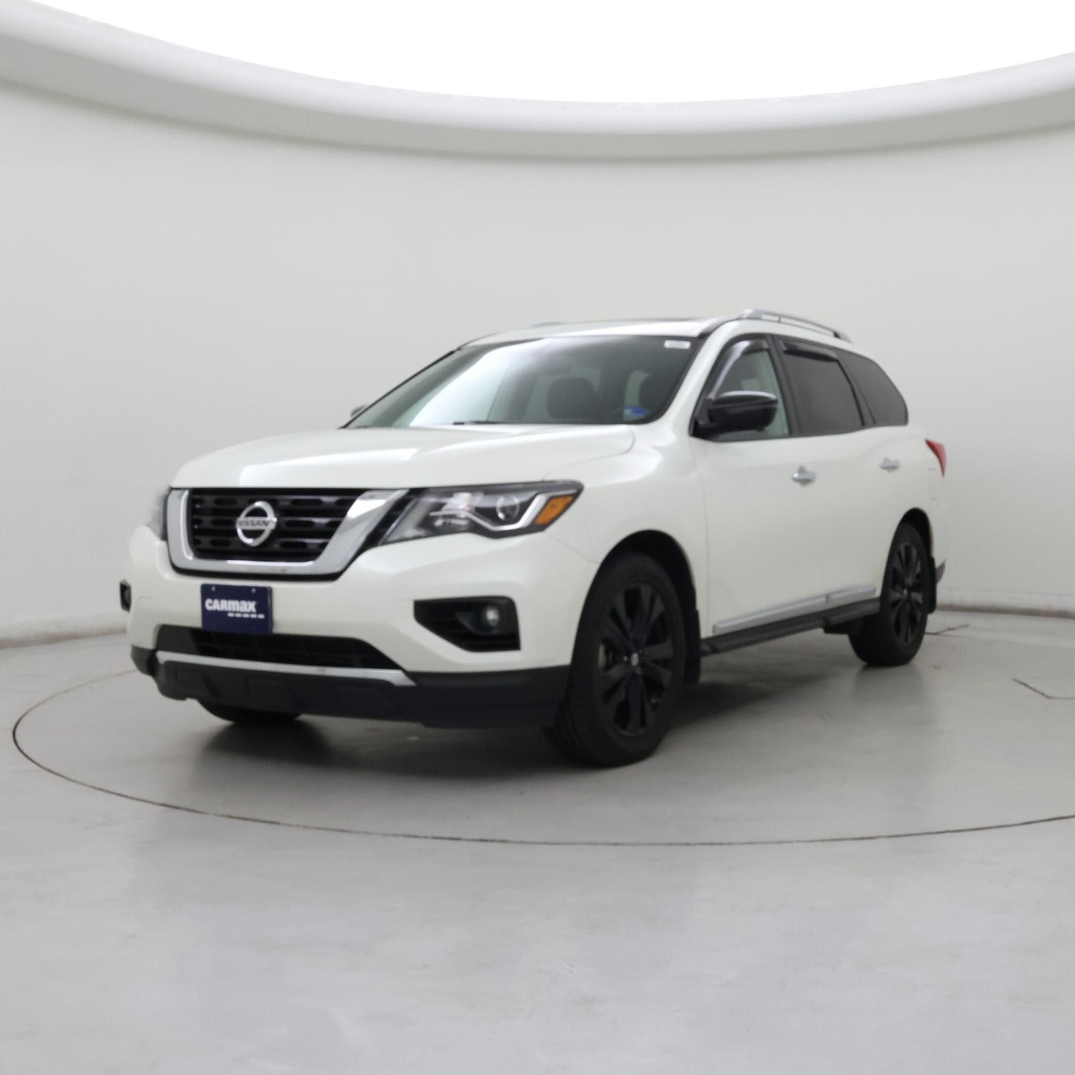 Thumbnail: 2017 Nissan Pathfinder - 4
