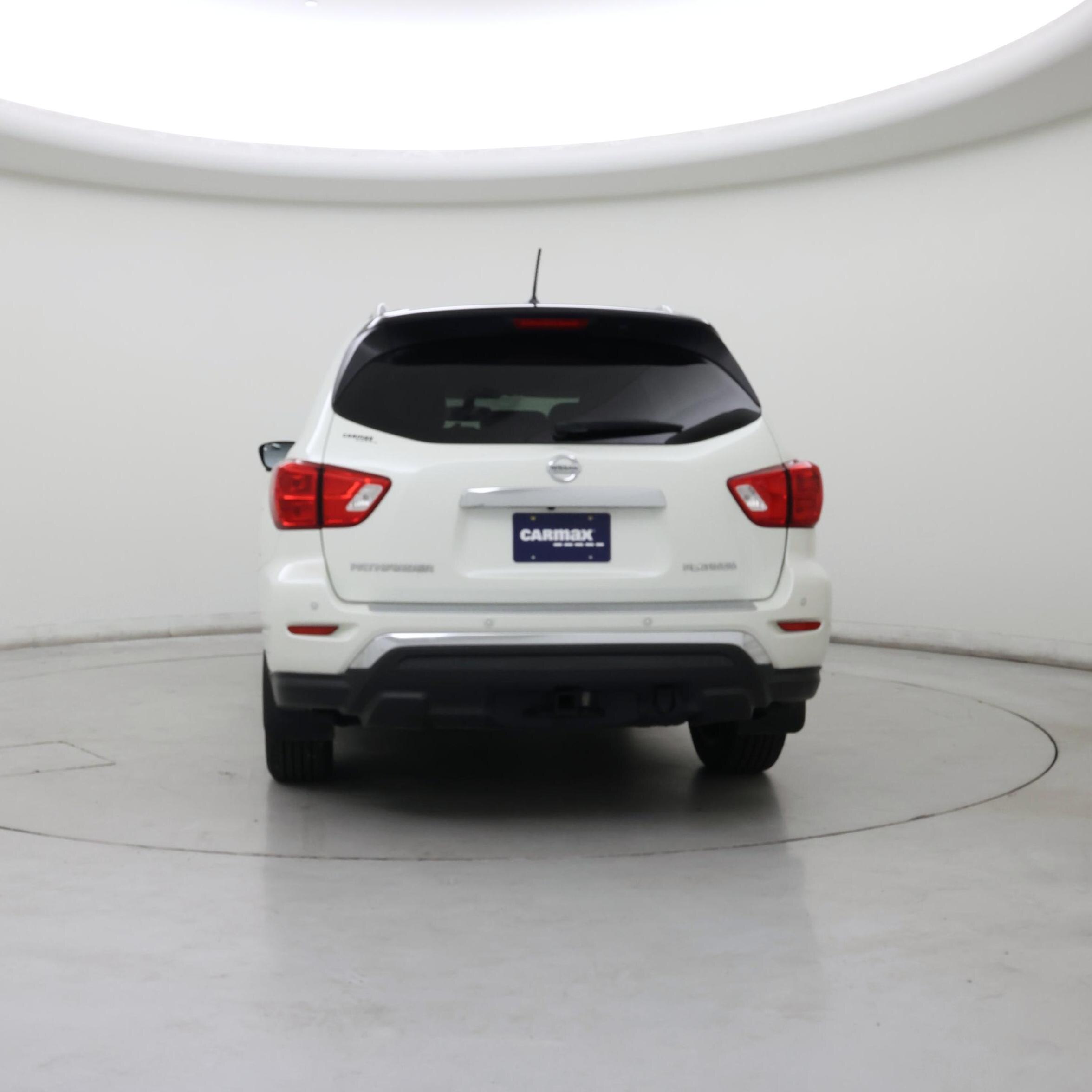 Thumbnail: 2017 Nissan Pathfinder - 6