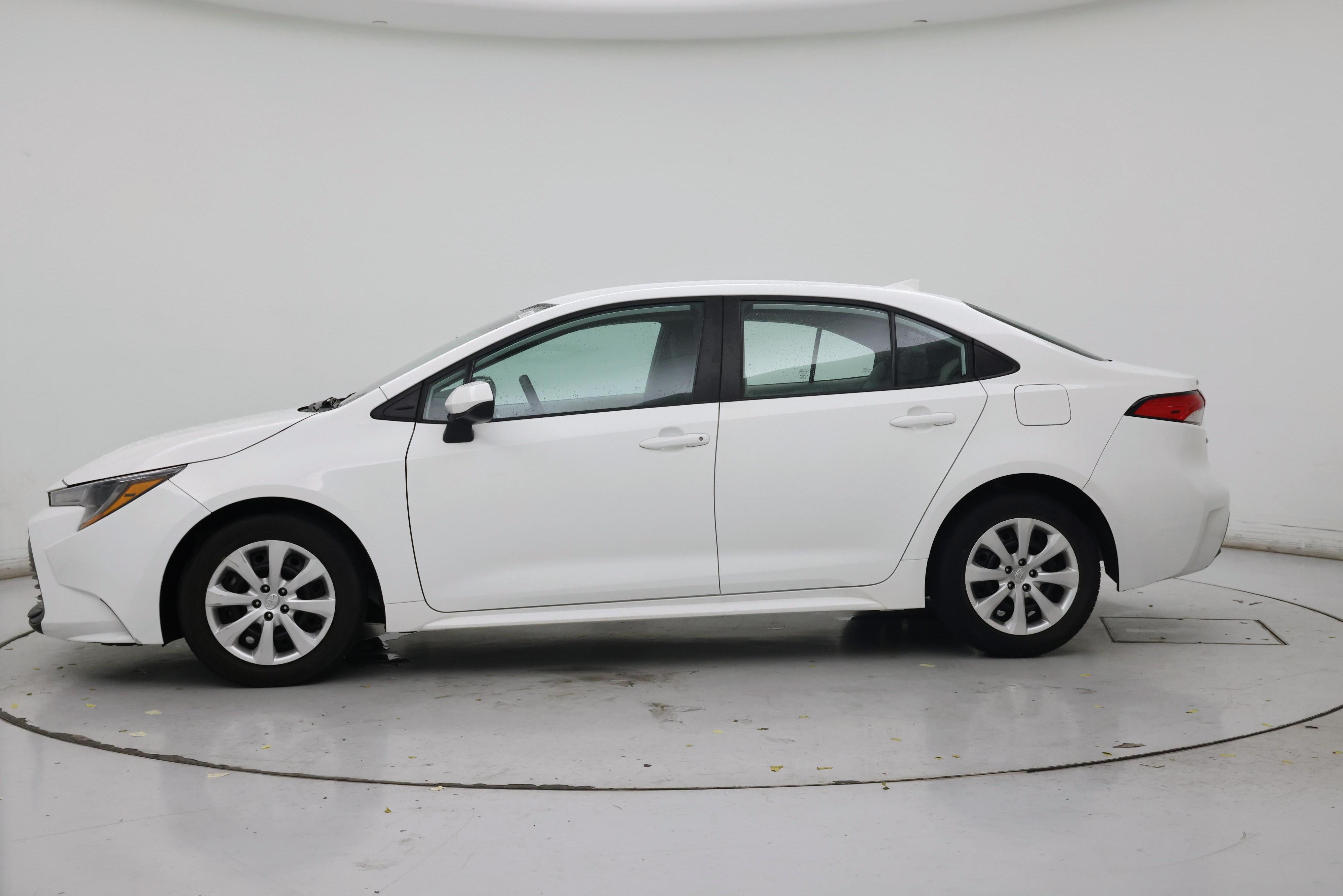 Thumbnail: 2024 Toyota Corolla - 3