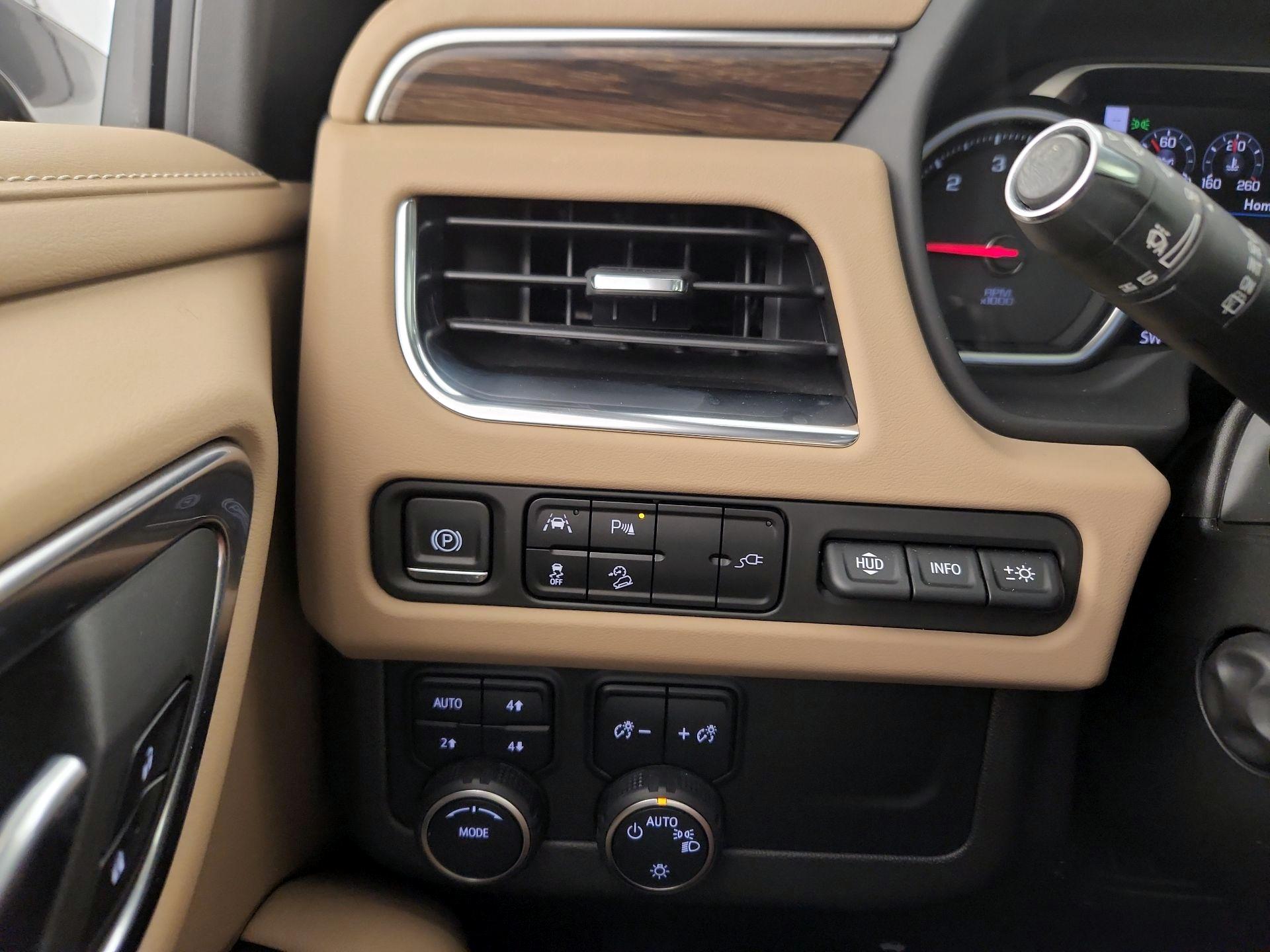 Thumbnail: 2021 Chevrolet Tahoe - 13