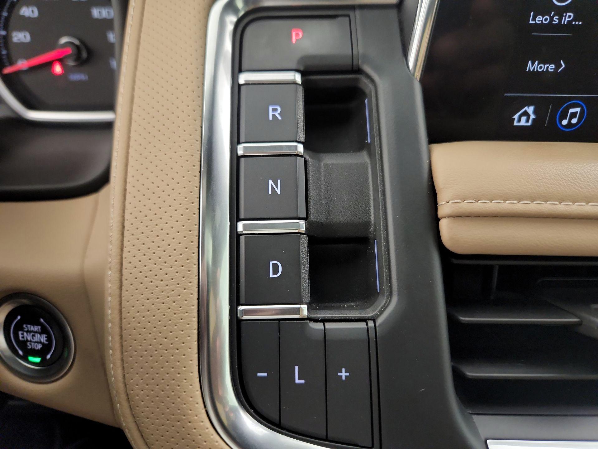 Thumbnail: 2021 Chevrolet Tahoe - 18