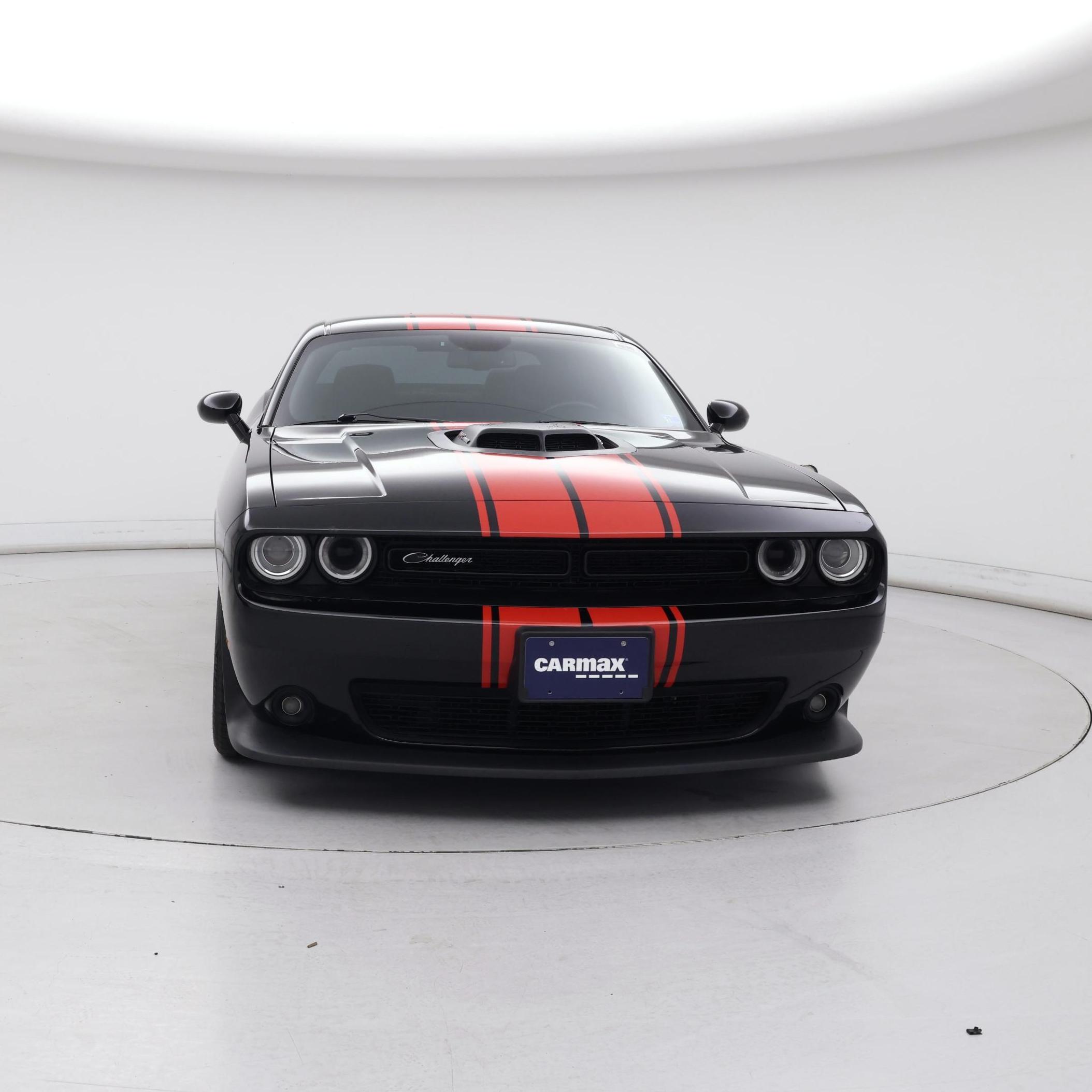 Thumbnail: 2017 Dodge Challenger - 5