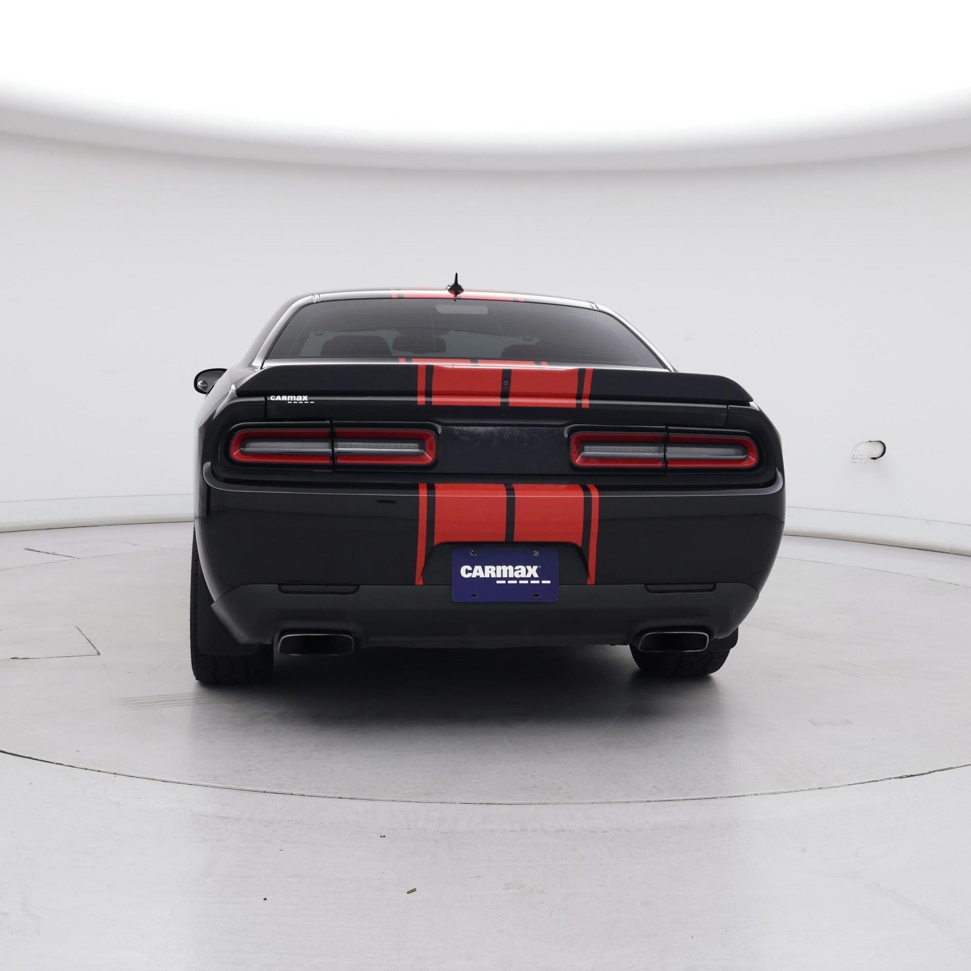 Thumbnail: 2017 Dodge Challenger - 6