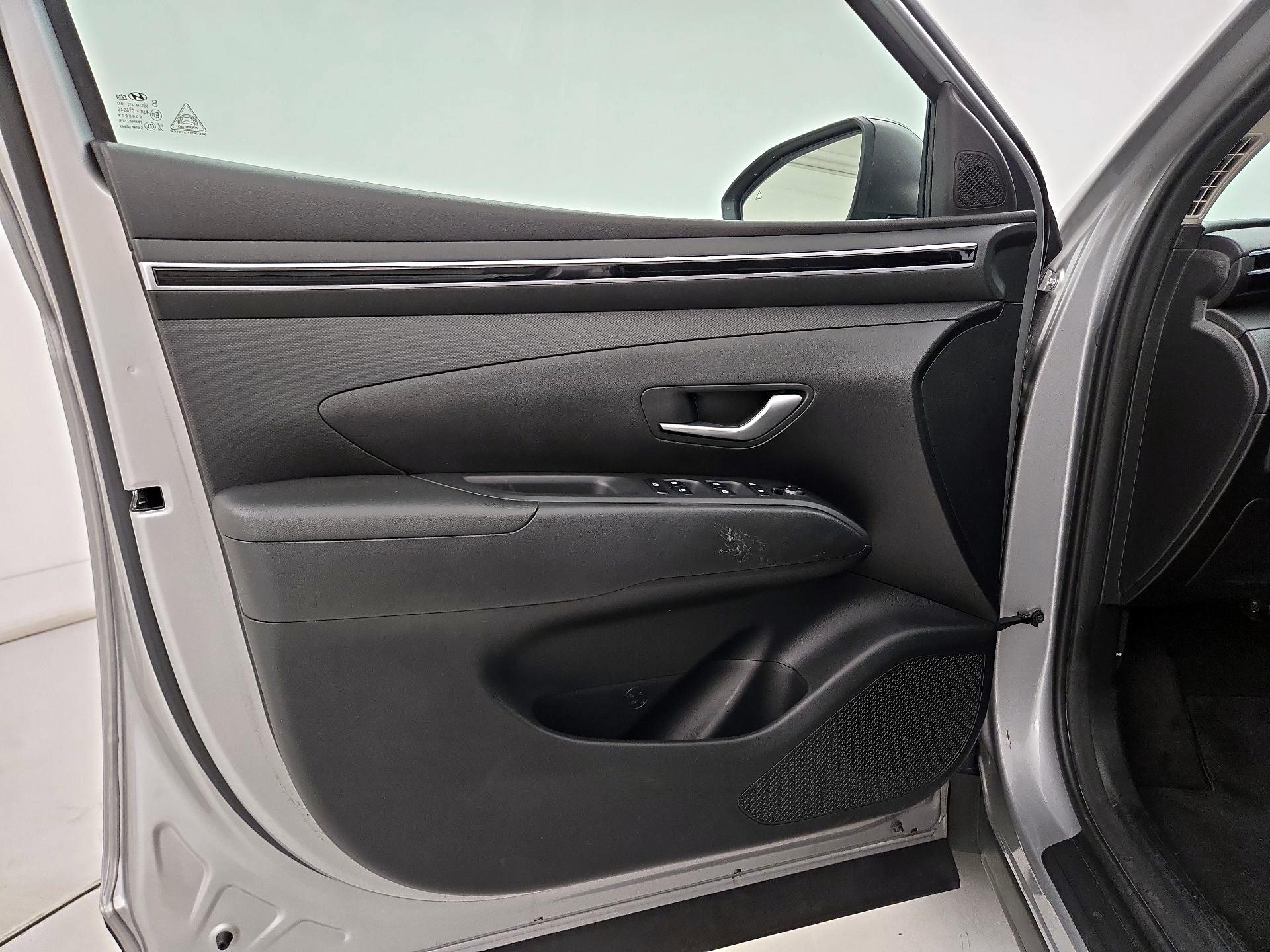 Thumbnail: 2023 Hyundai Tucson - 12