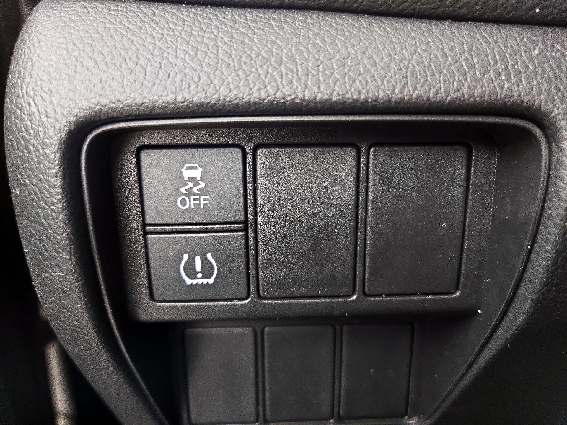 Thumbnail: 2018 Honda CR-V - 13