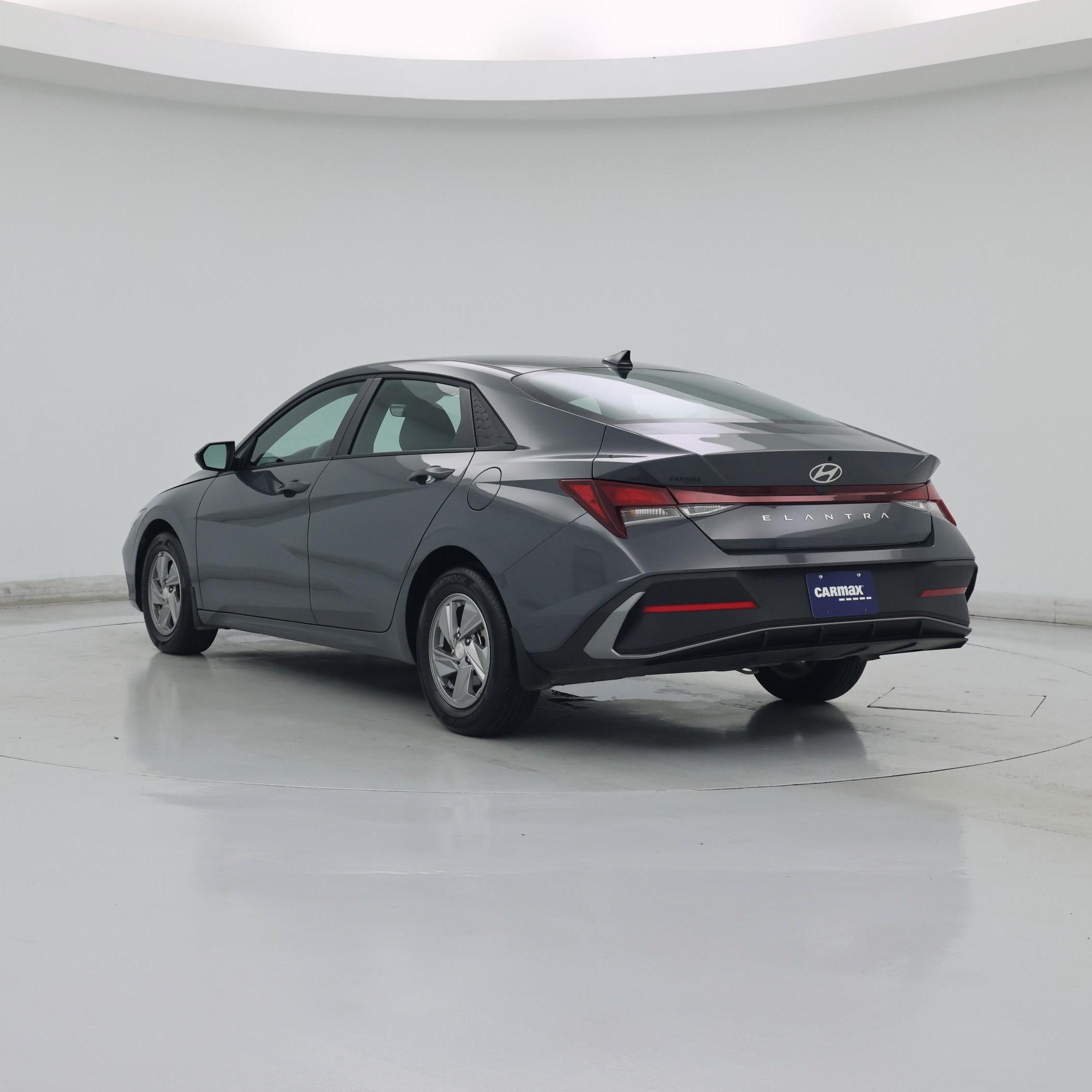 Thumbnail: 2026 Hyundai Elantra - 2