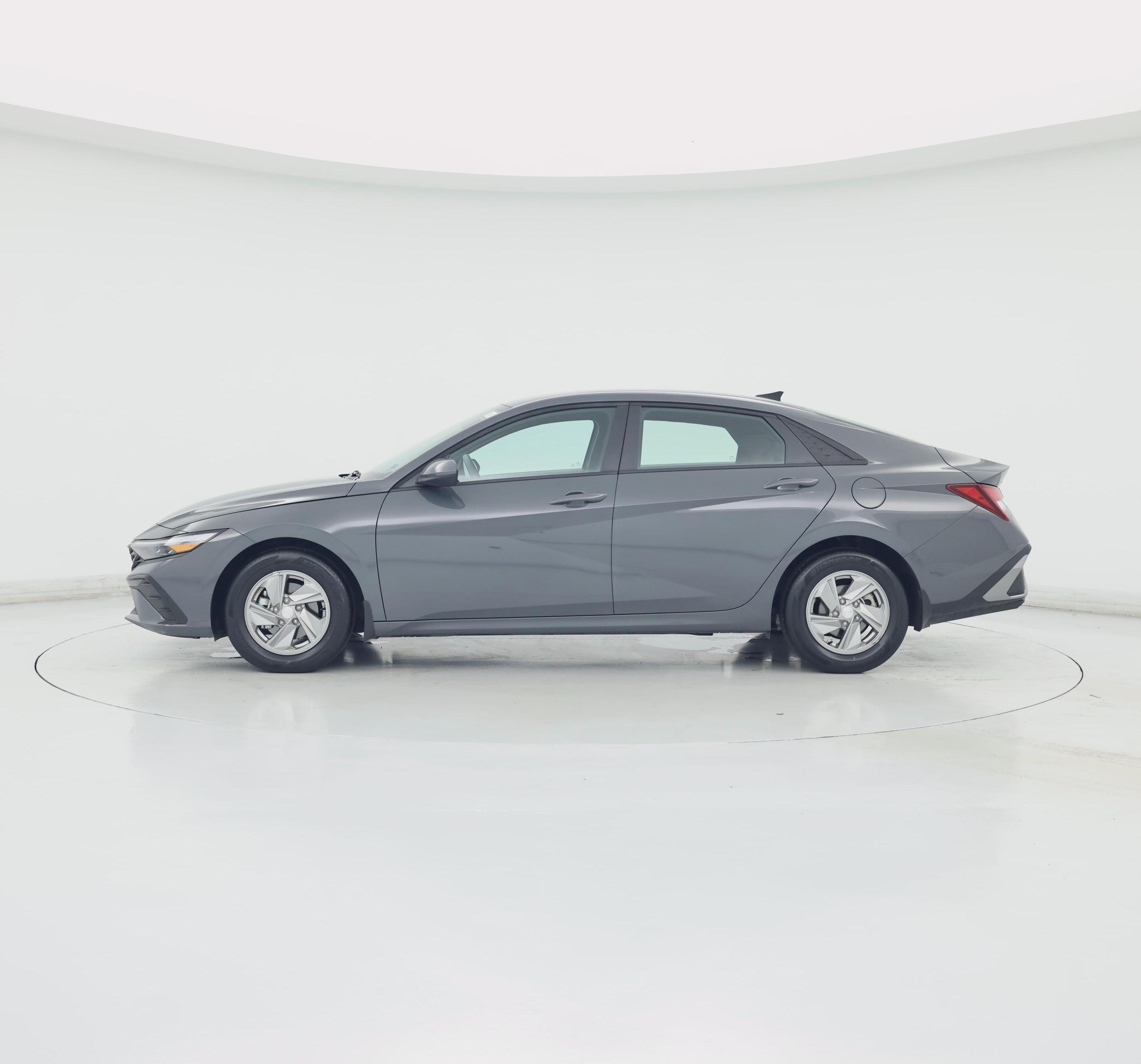 Thumbnail: 2026 Hyundai Elantra - 3