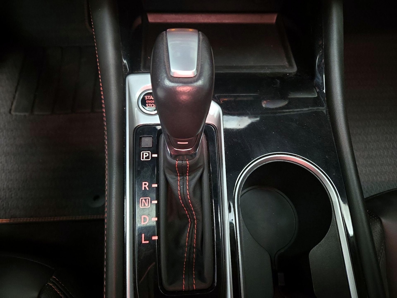 2024 Nissan Altima SR - Photo 18