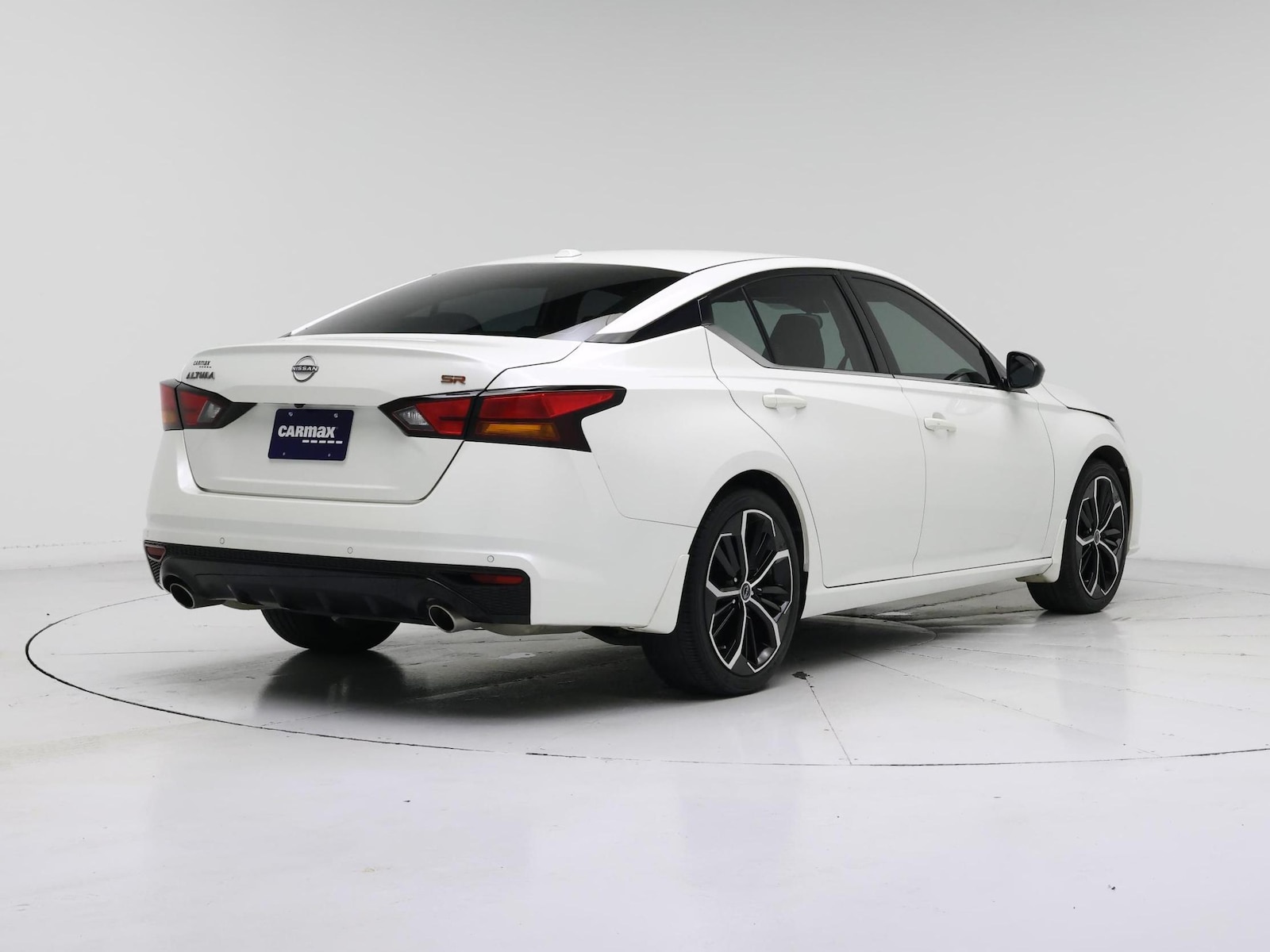 2024 Nissan Altima SR - Photo 9
