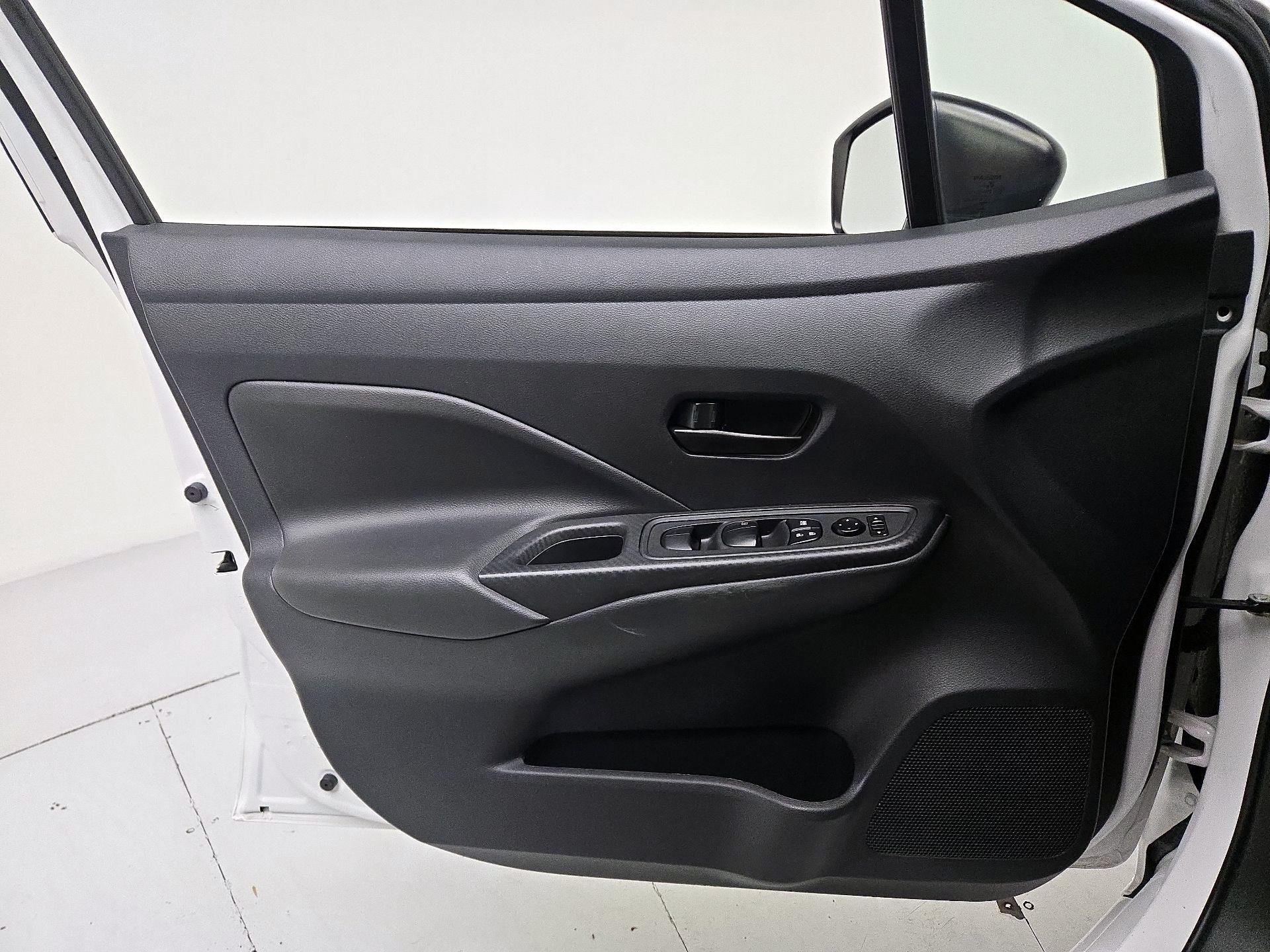 Thumbnail: 2022 Nissan Versa - 12