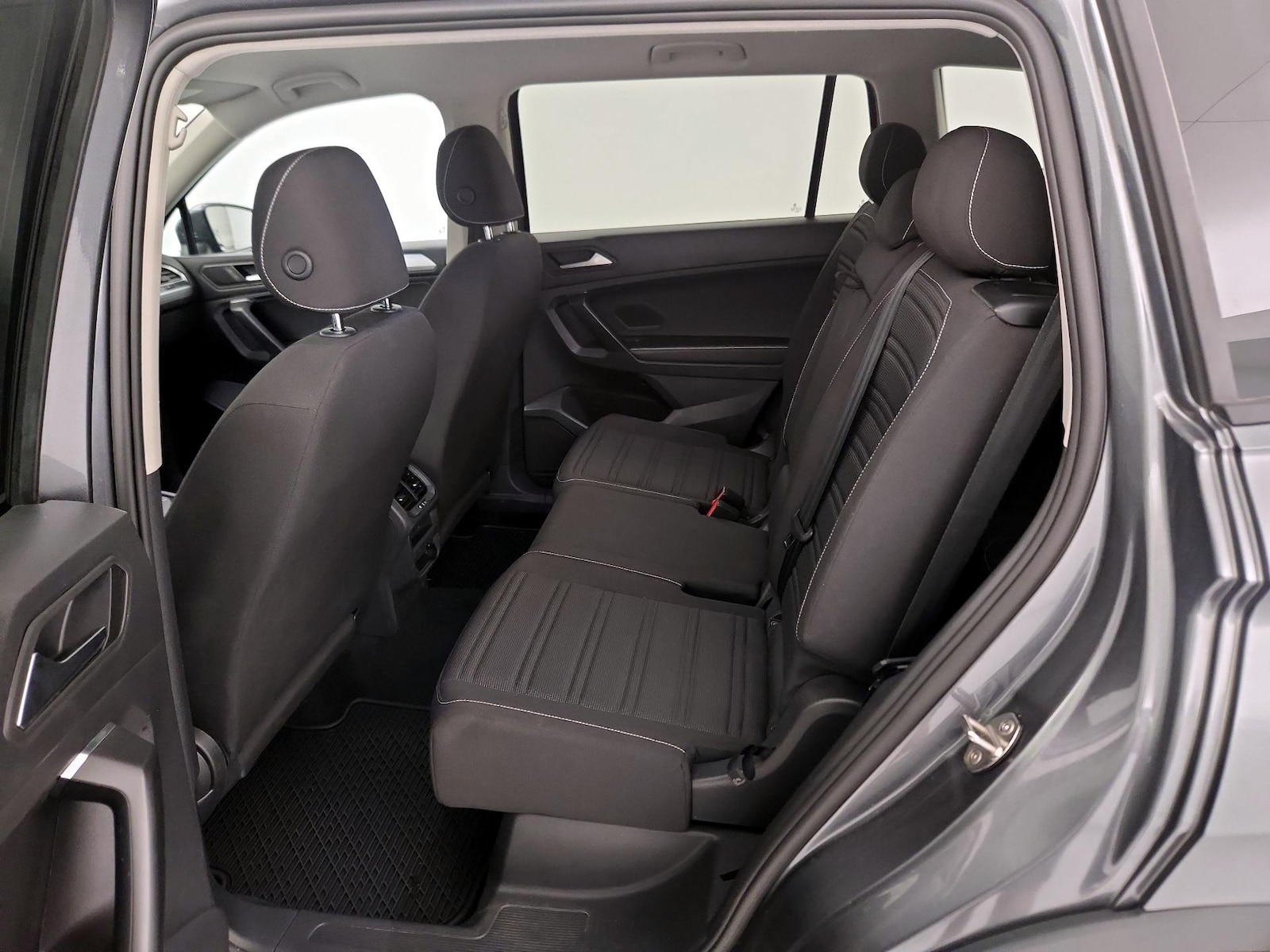 2023 Volkswagen Tiguan S - Photo 20