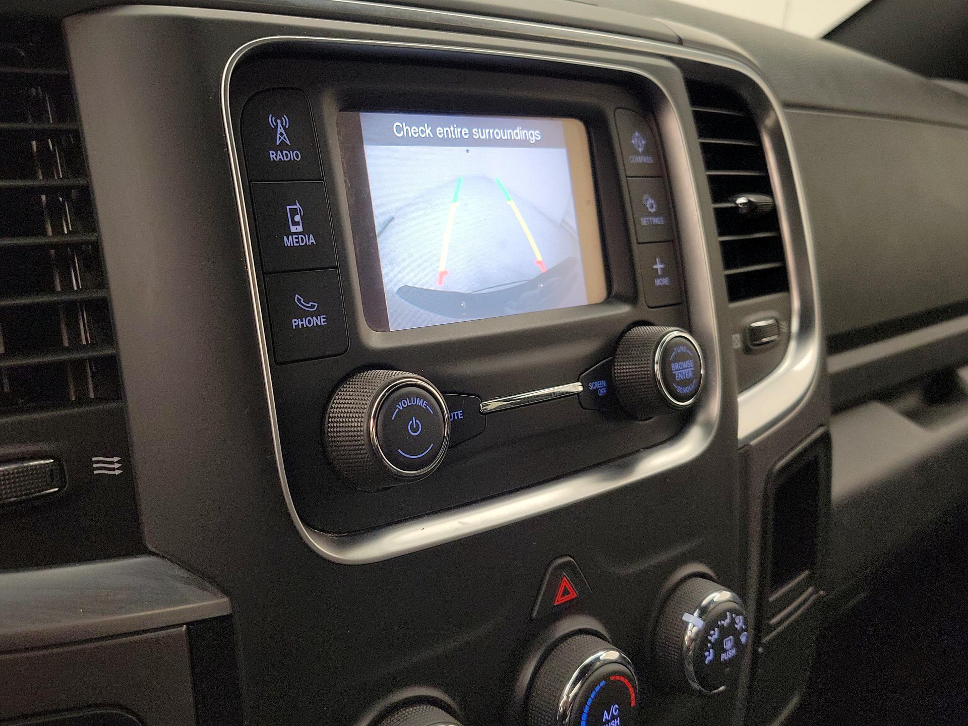 Thumbnail: 2022 RAM 1500 Classic - 14