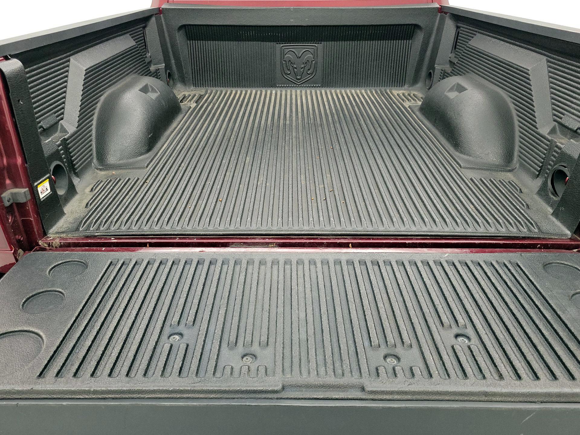 Thumbnail: 2022 RAM 1500 Classic - 20