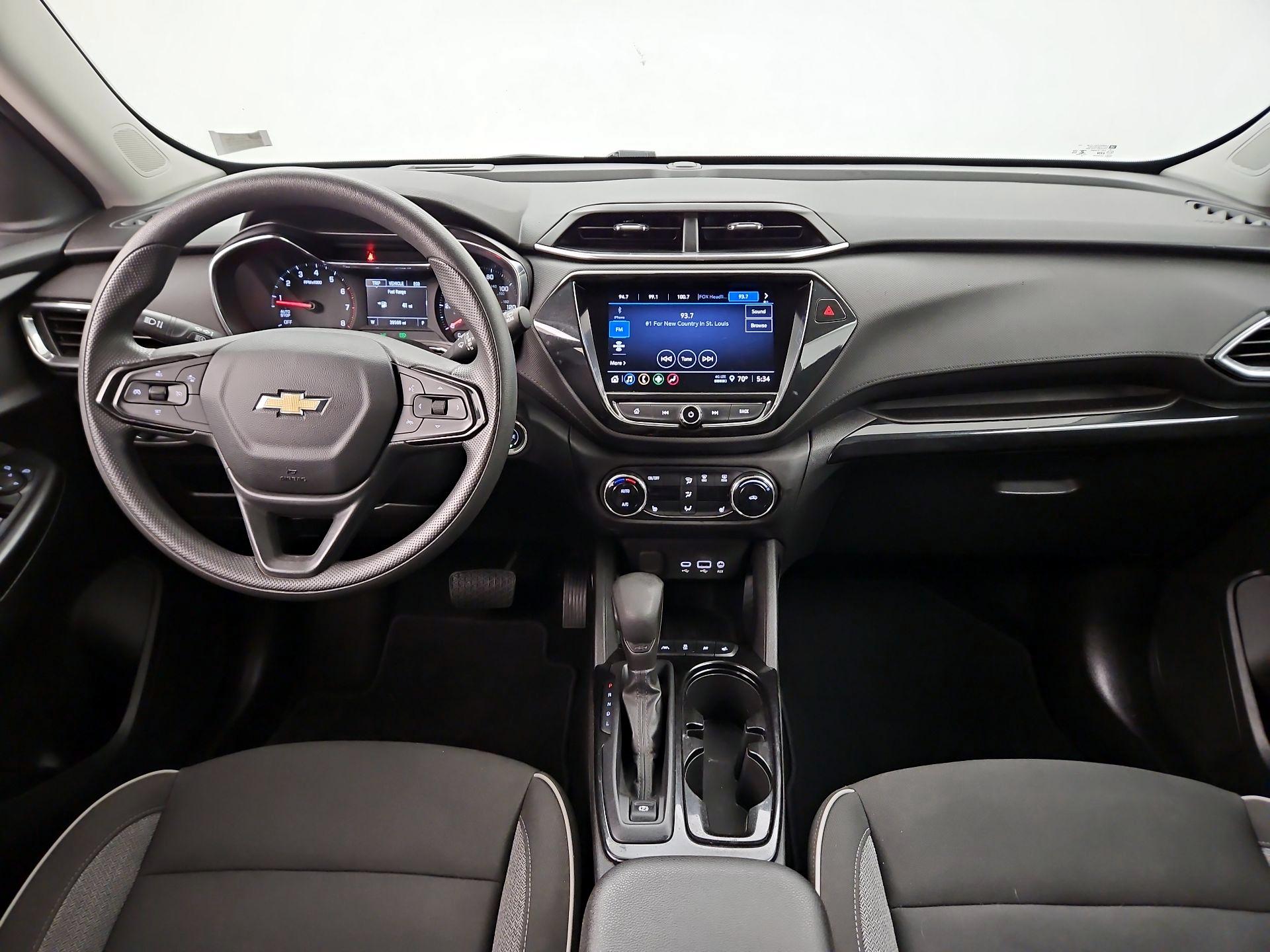 Thumbnail: 2023 Chevrolet TrailBlazer - 9