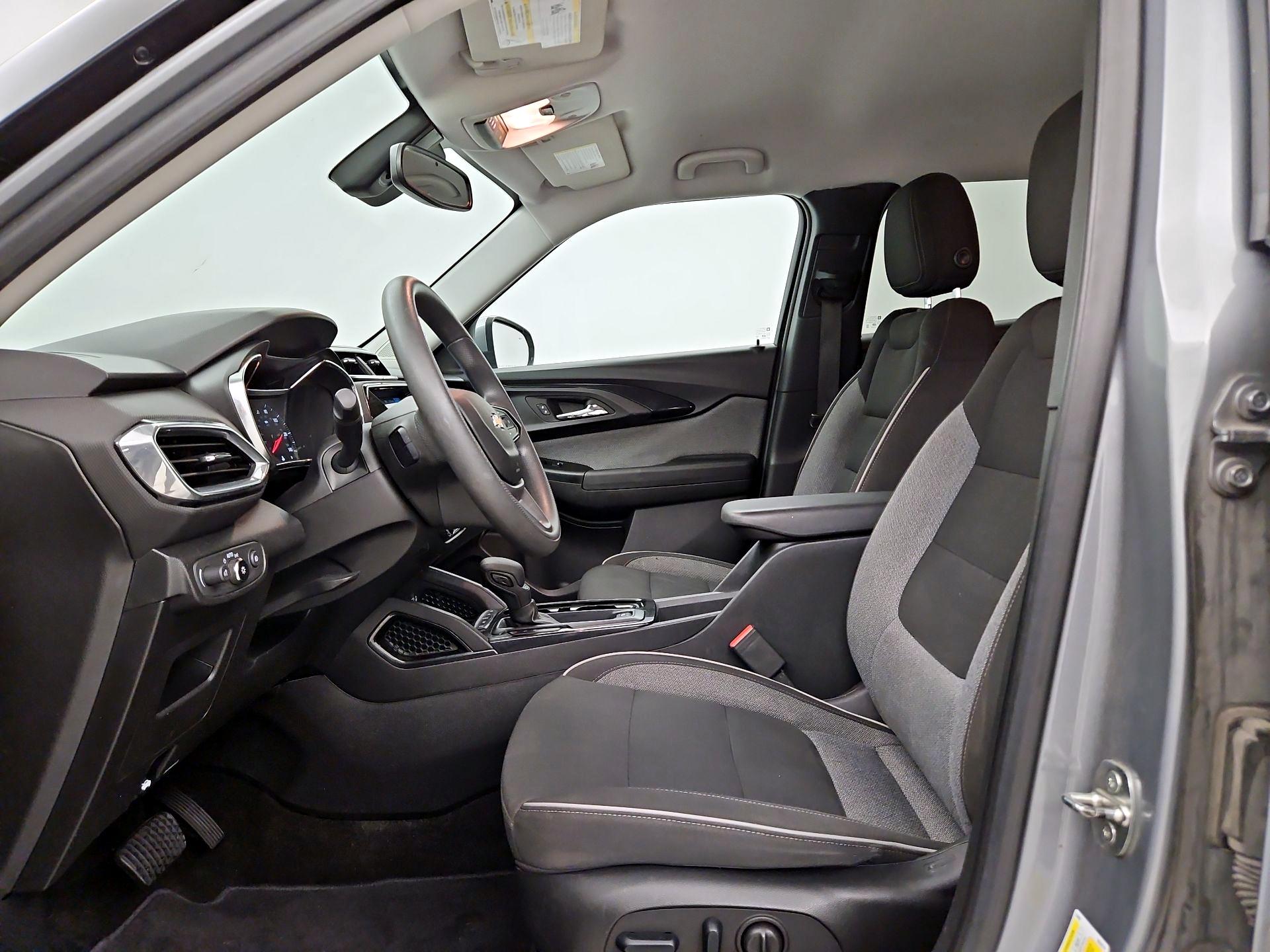 Thumbnail: 2023 Chevrolet TrailBlazer - 11