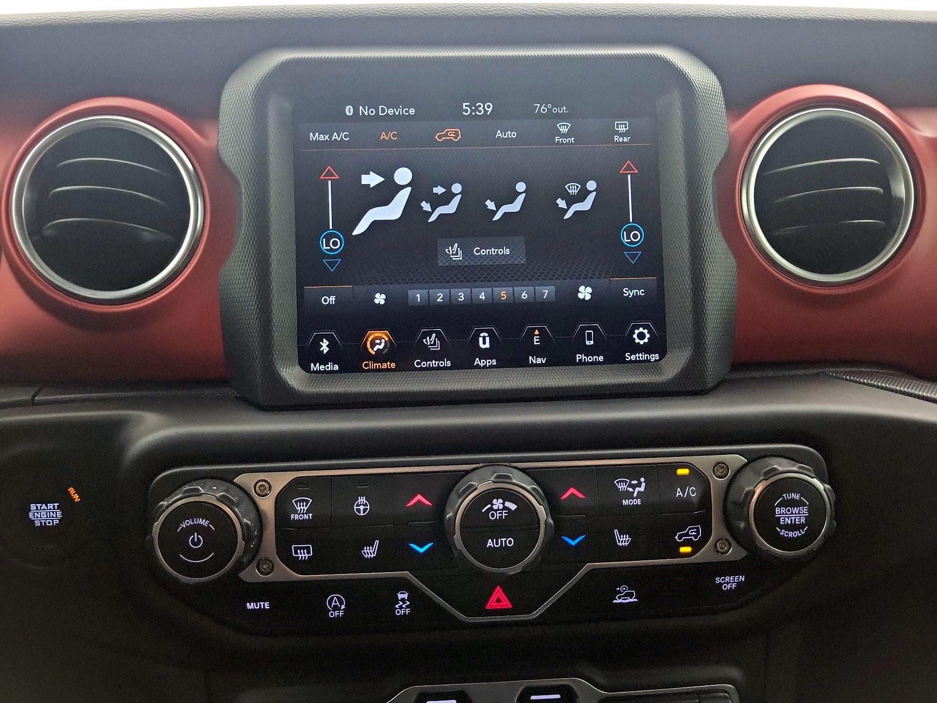 Thumbnail: 2023 Jeep Wrangler - 17