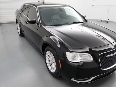 2021 Chrysler 300 Touring L